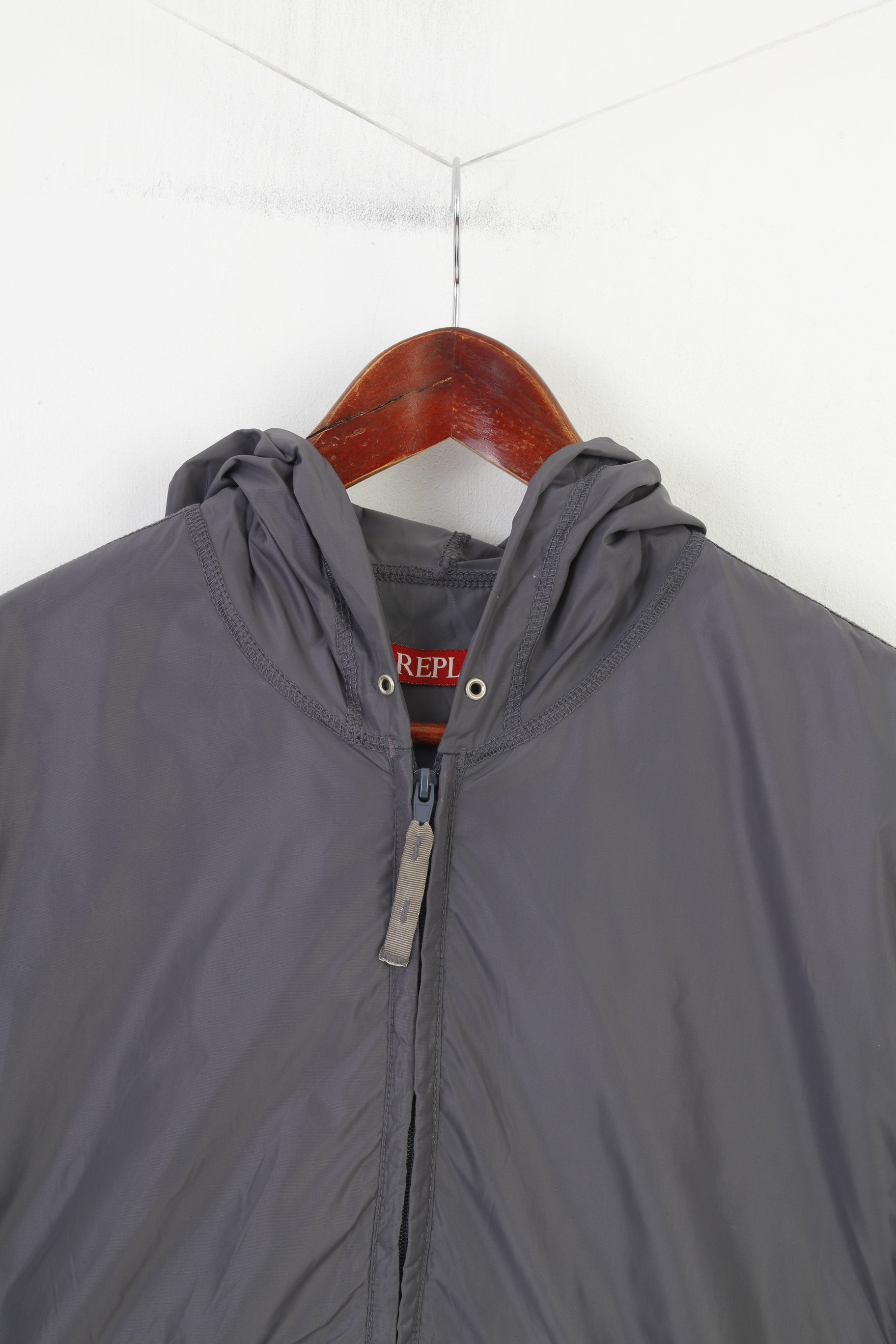 Replay Giacca da donna M Leggera grigia con cerniera intera Cappuccio in nylon vintage