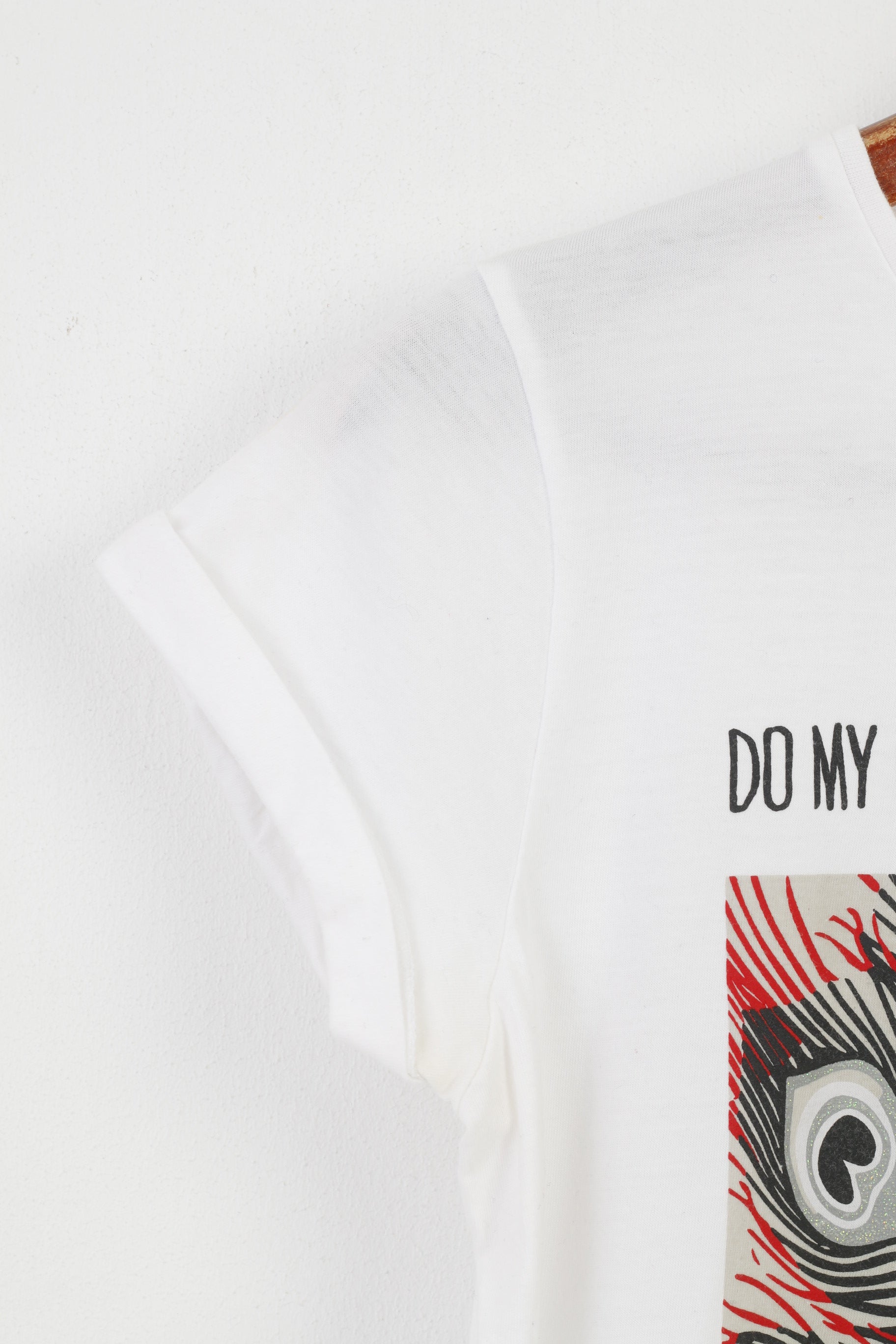 T-shirt da donna Comic Relief Matthew Williamson Le mie piume sembrano grandi in questo top vintage grafico bianco rosso