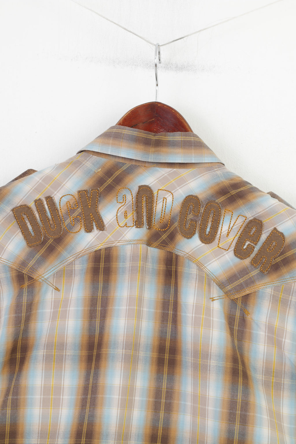 Duck and Cover Men L Casual Shirt Checkered Brown Short Sleeve Cotton Collar Classic Top