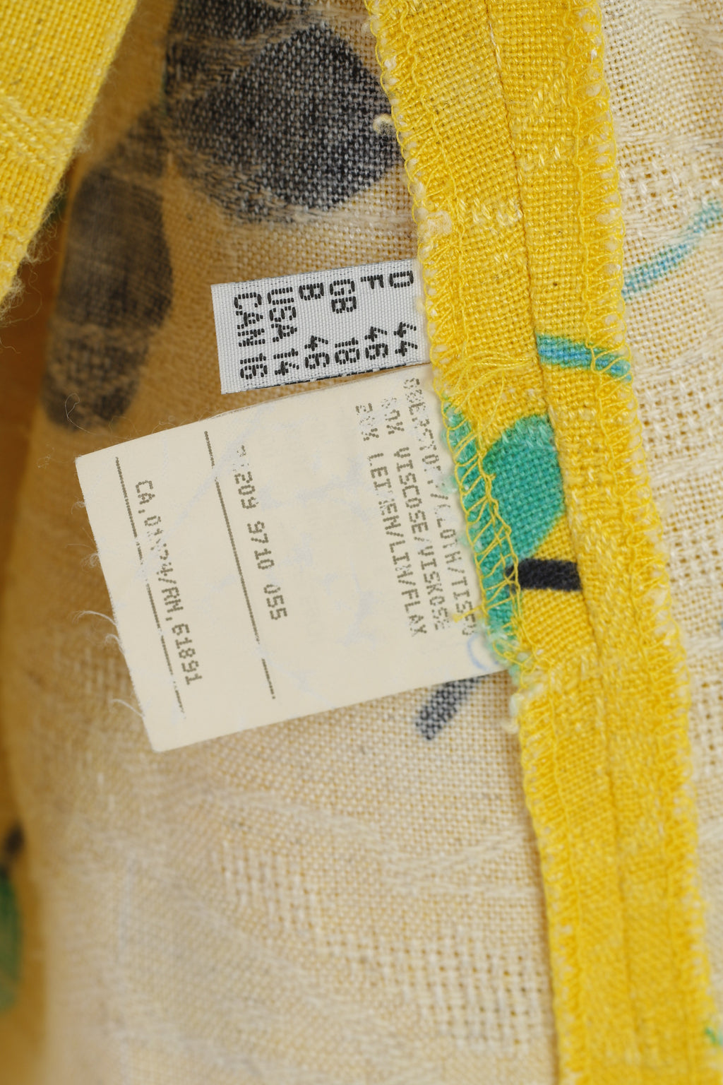 Cavita Schneberger Gruppe Women 18 XL Shirt Button Front Flower Print Blouse Short Sleeve Yellow Summer Vintage V Neck Top