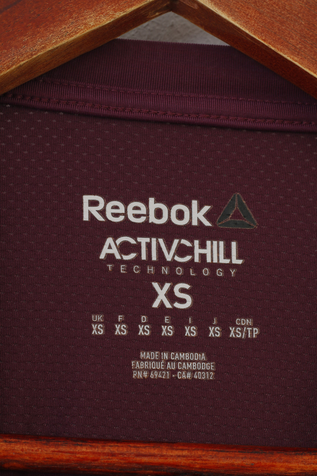 Reebok Woman XS Shirt Sport Bordeaux Col rond Manches courtes Training Nylon Stretch Top