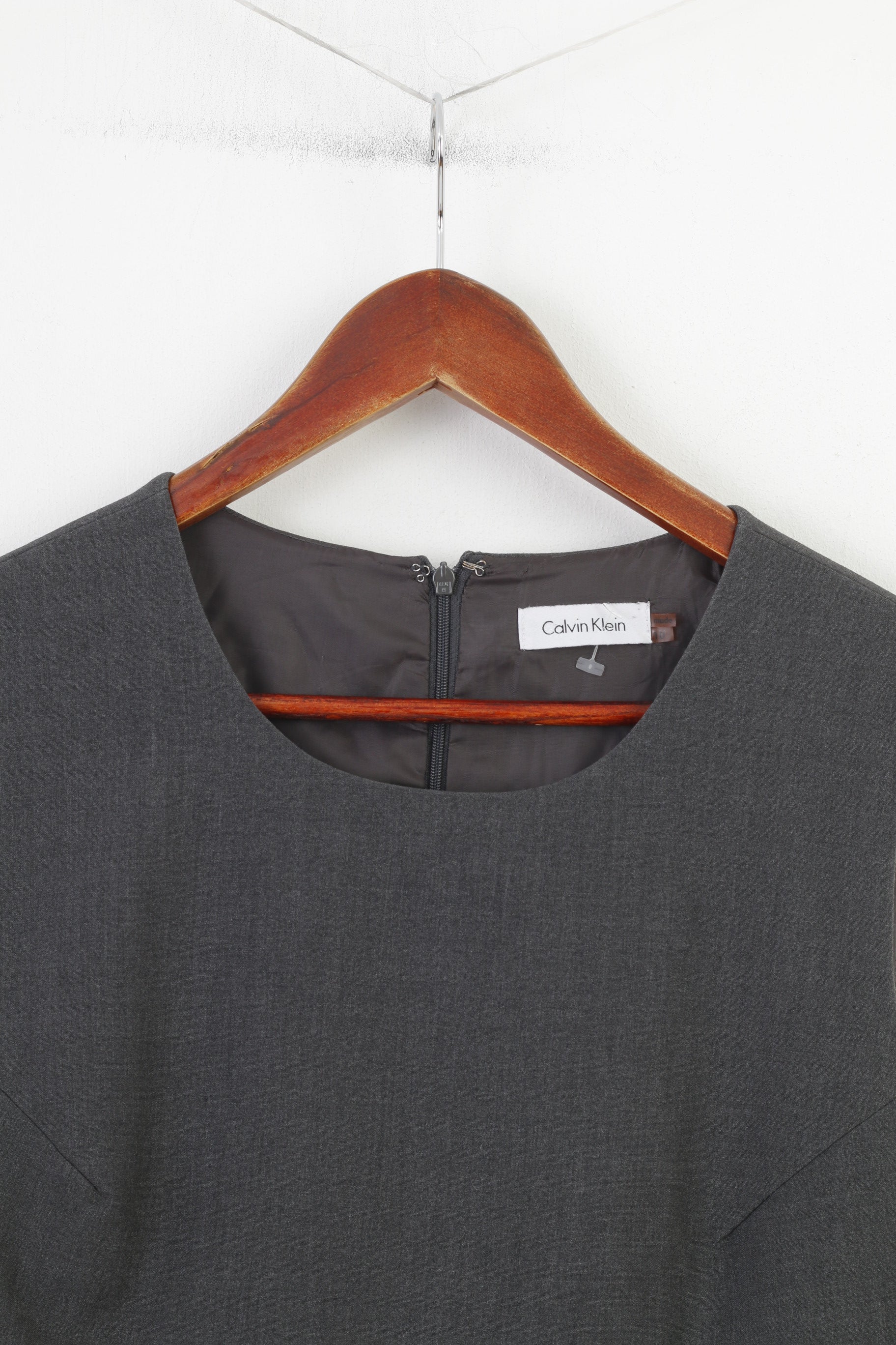 Calvin Klein Woman 10 M Robe Gris Sans Manches Élégant Vintage Midi