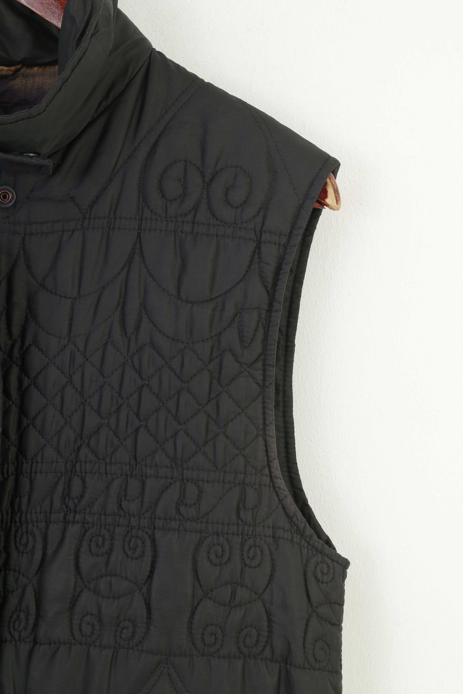 DISMERO Women S Vest Bodywarmer Waistcoast Black Sleeveless Full Zipper Vintage Sportswear Top