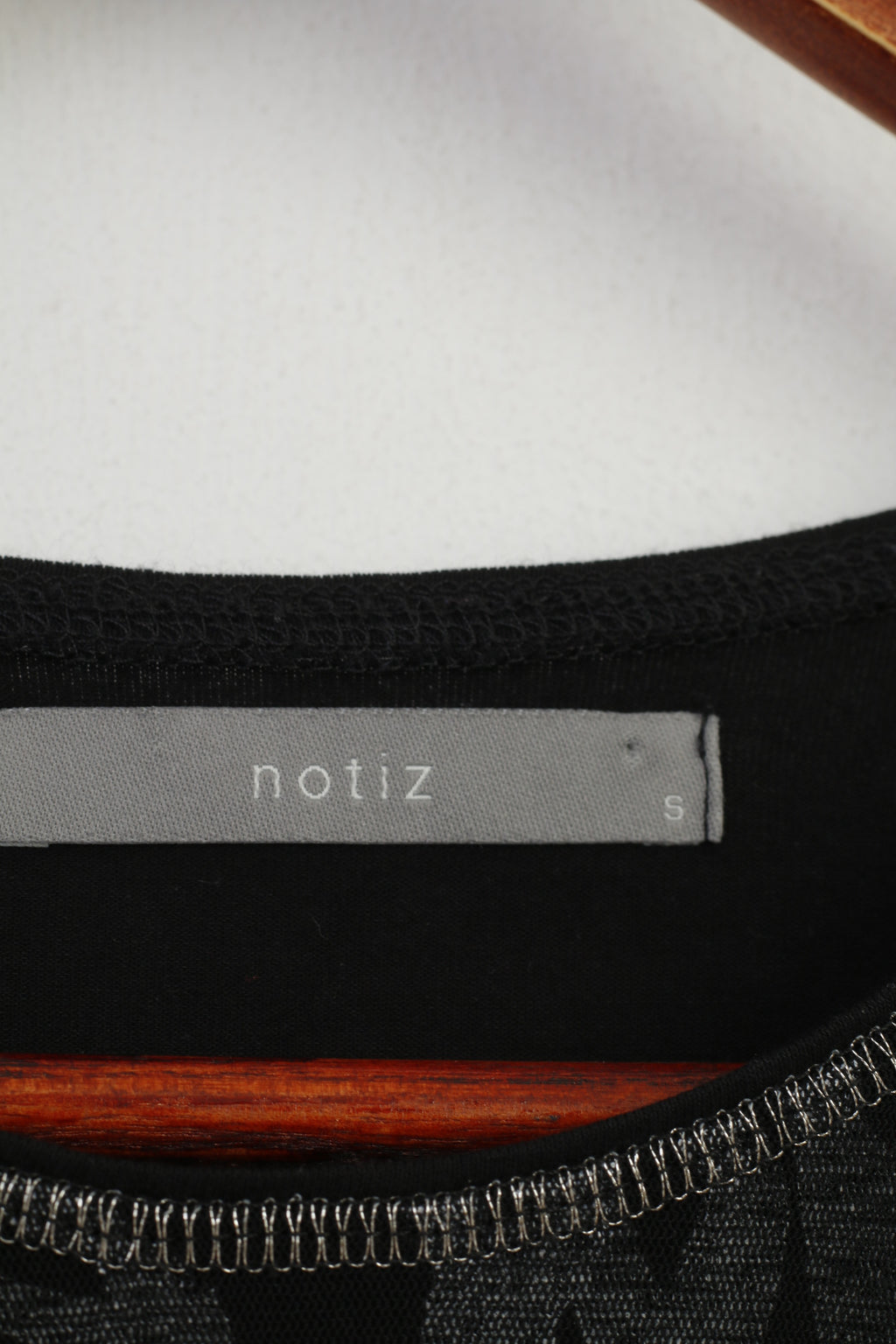 Notiz Women S  Shirt Long Sleeve Black Mesh Graphic Crew Neck Vintage Stretch Top