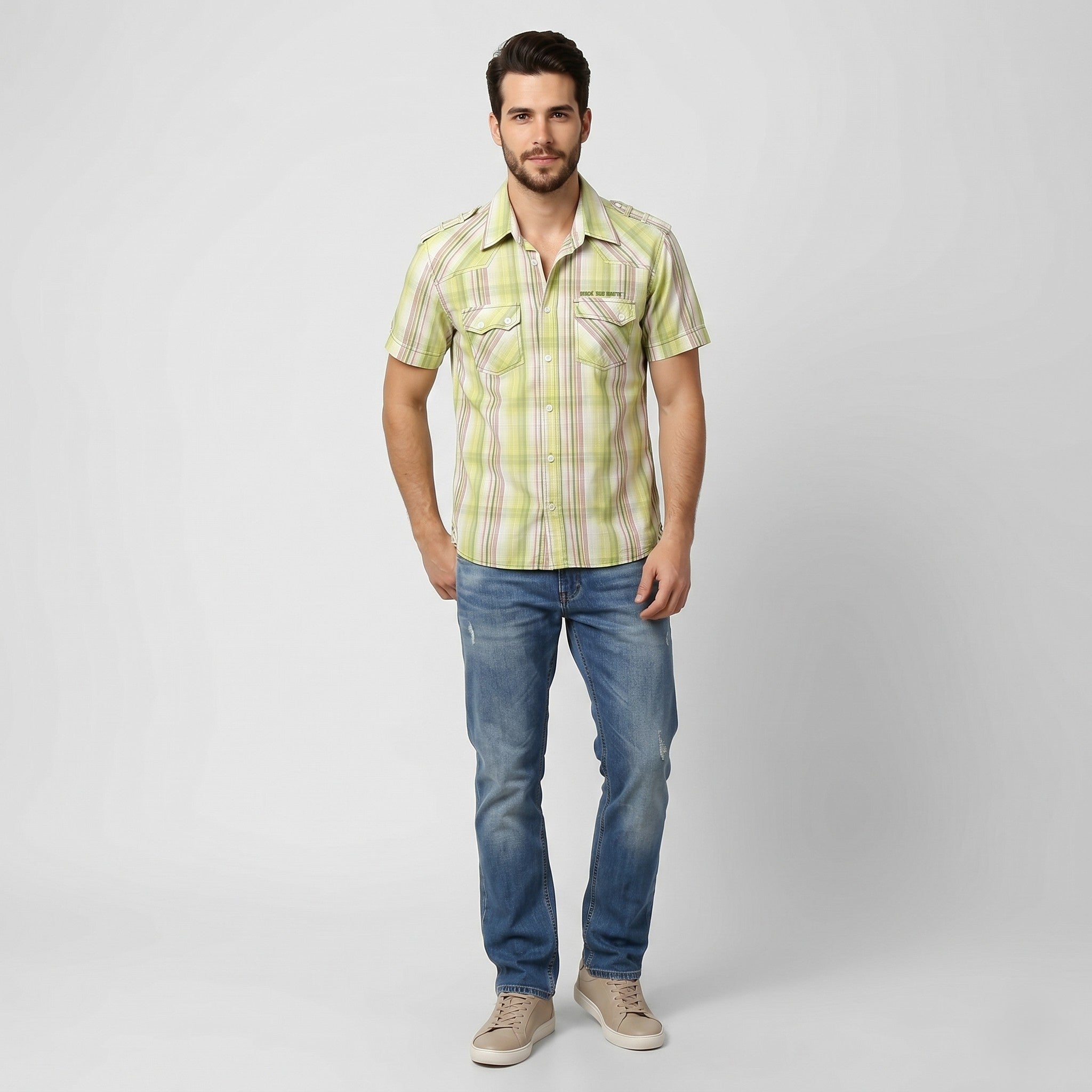 Duck and Cover Men XL (M) Casual Shirt Green Check Cotton Pockets Short Sleeve Top