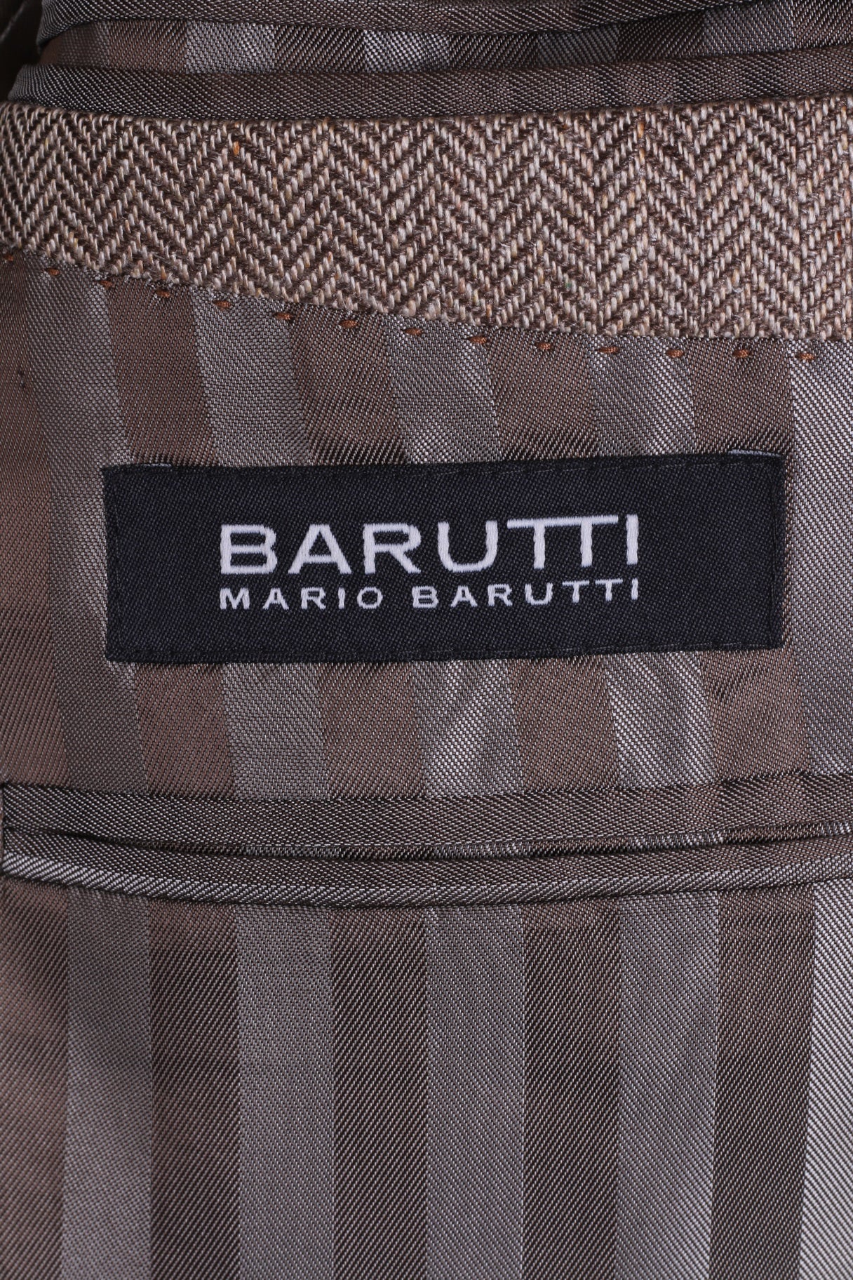 Mario Barutti Mens 54 XL Blazer Beige Silk Herringbone Pads Single Breasted Jacket