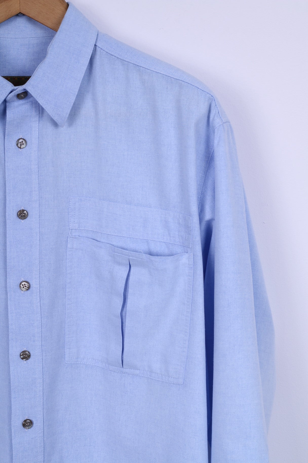 Jean Juubat Mens 42 M Casual Shirt Cotton Blue Long Sleeve Two Pockets