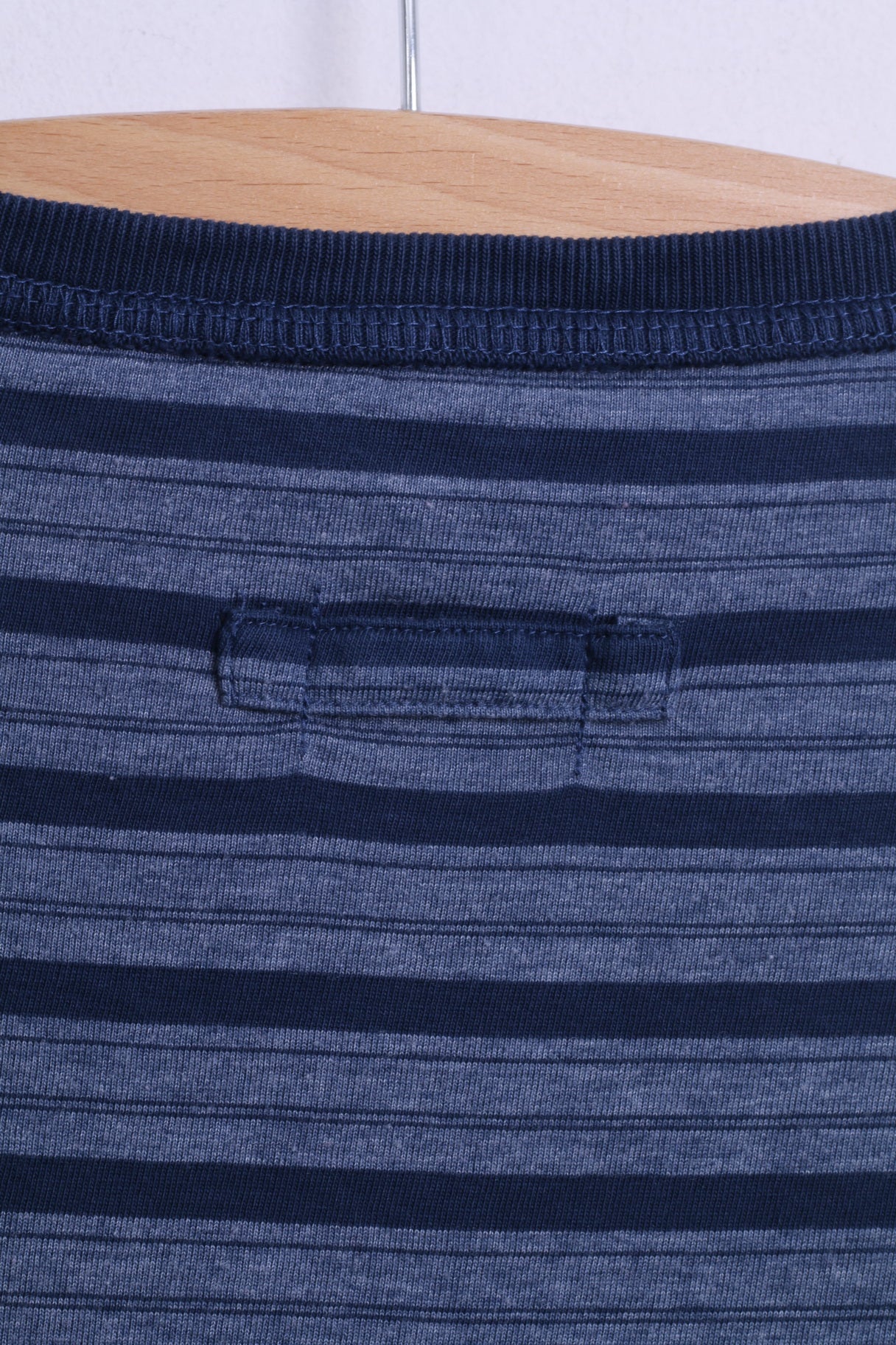 Penguin Mens XL T-Shirt Blue Cotton Crew Neck Striped Casual Soft Stretch Top
