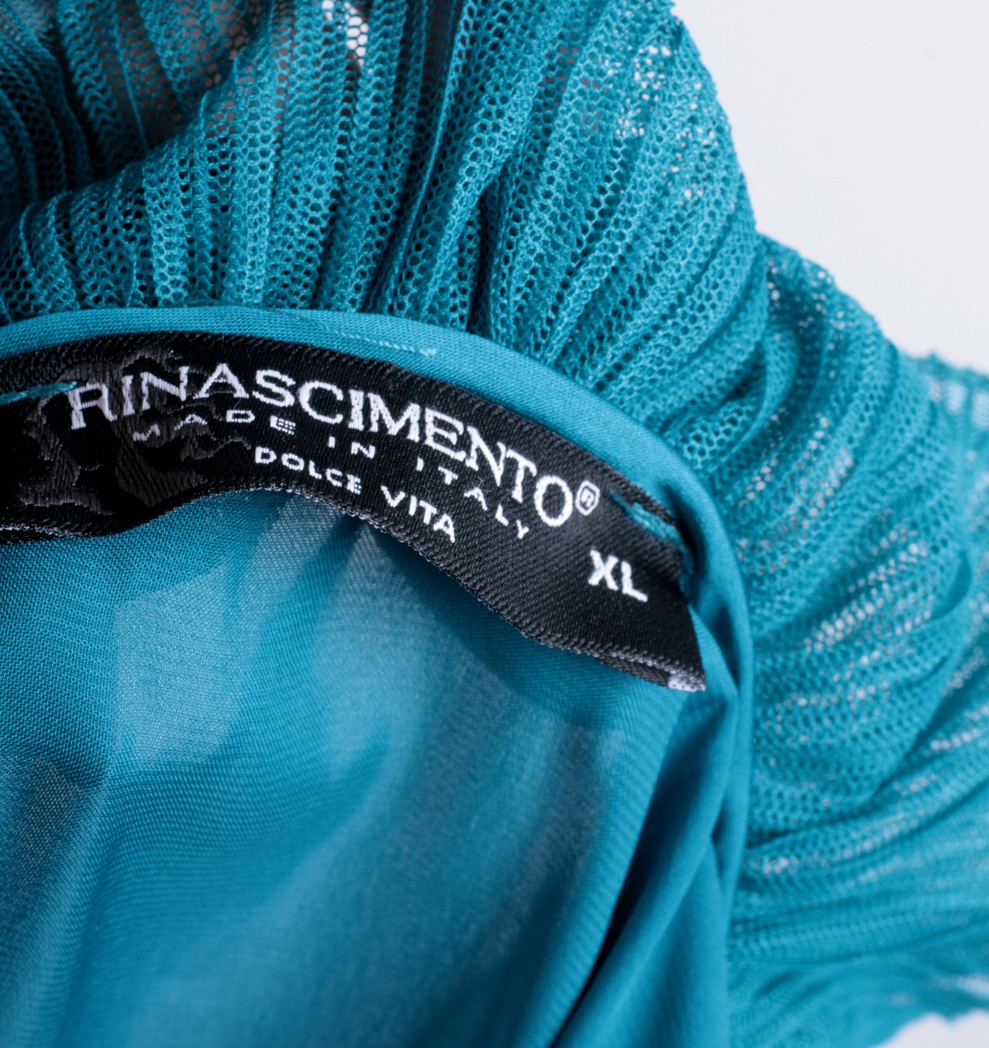 Rinascimento Women's XL Shirt Flounce Top Sleeveless Retro - RetrospectClothes