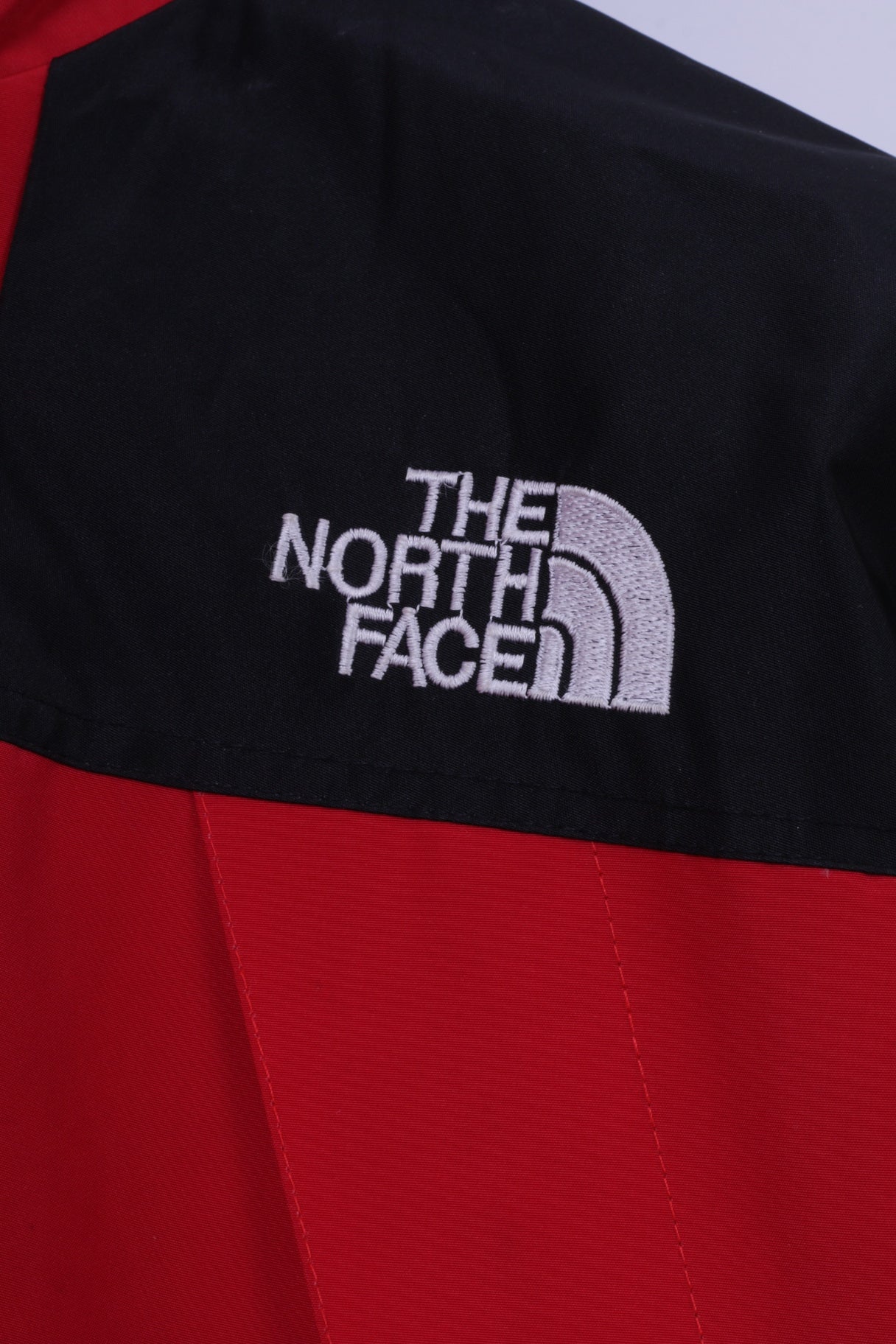 The North Face Womens XL (S) Jacket Red Nylon Zip Up Hooded Outdoor Mountain Top