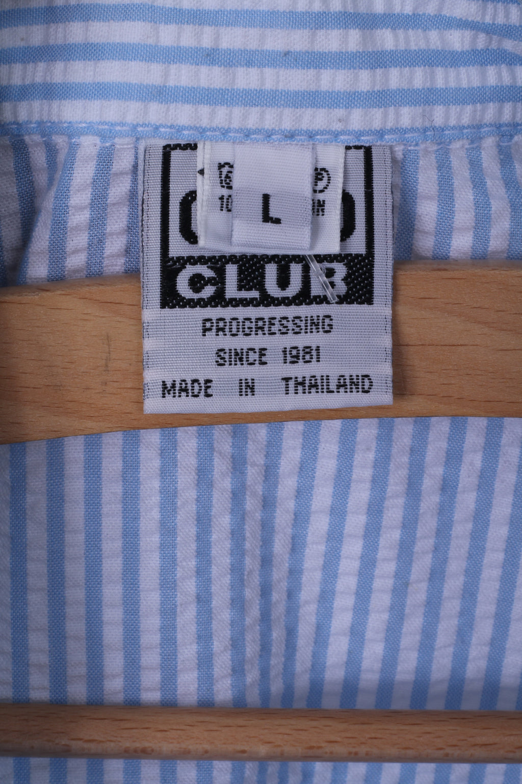 O//So Club Camicia casual da donna L in cotone con uccelli ricamati a righe blu