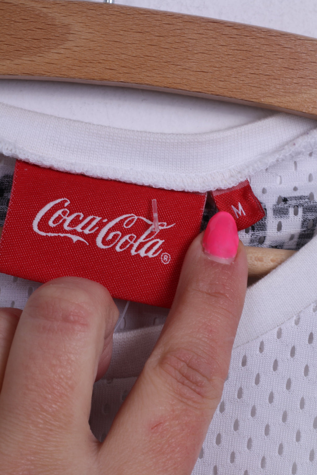 Coca-Cola Special Edition Mens M Sport T-Shirt White Color Workout Top Crew Neck Oldschool Look