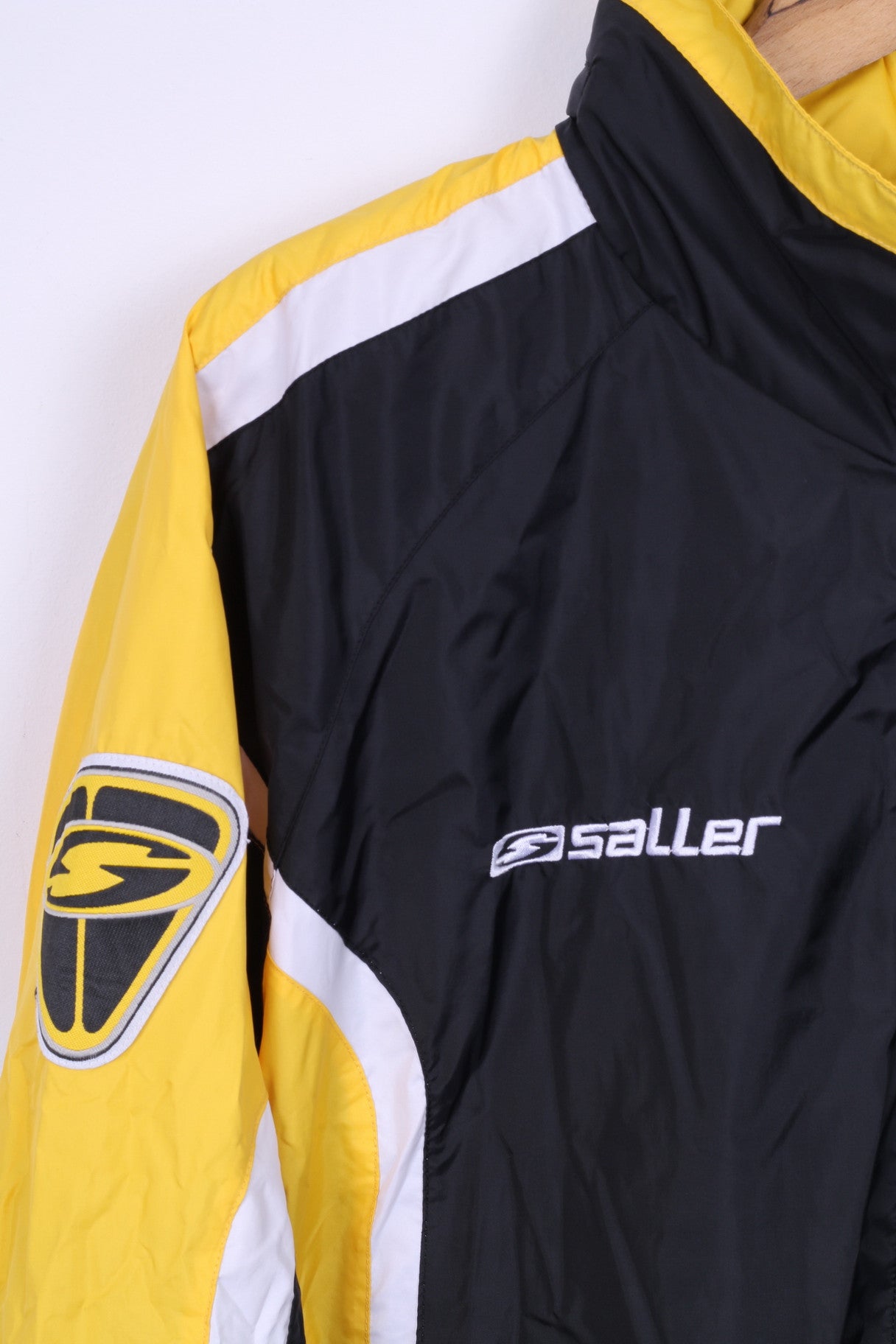 Saller Giacca da uomo L Giacca da allenamento leggera in nylon nero impermeabile con cappuccio nascosto