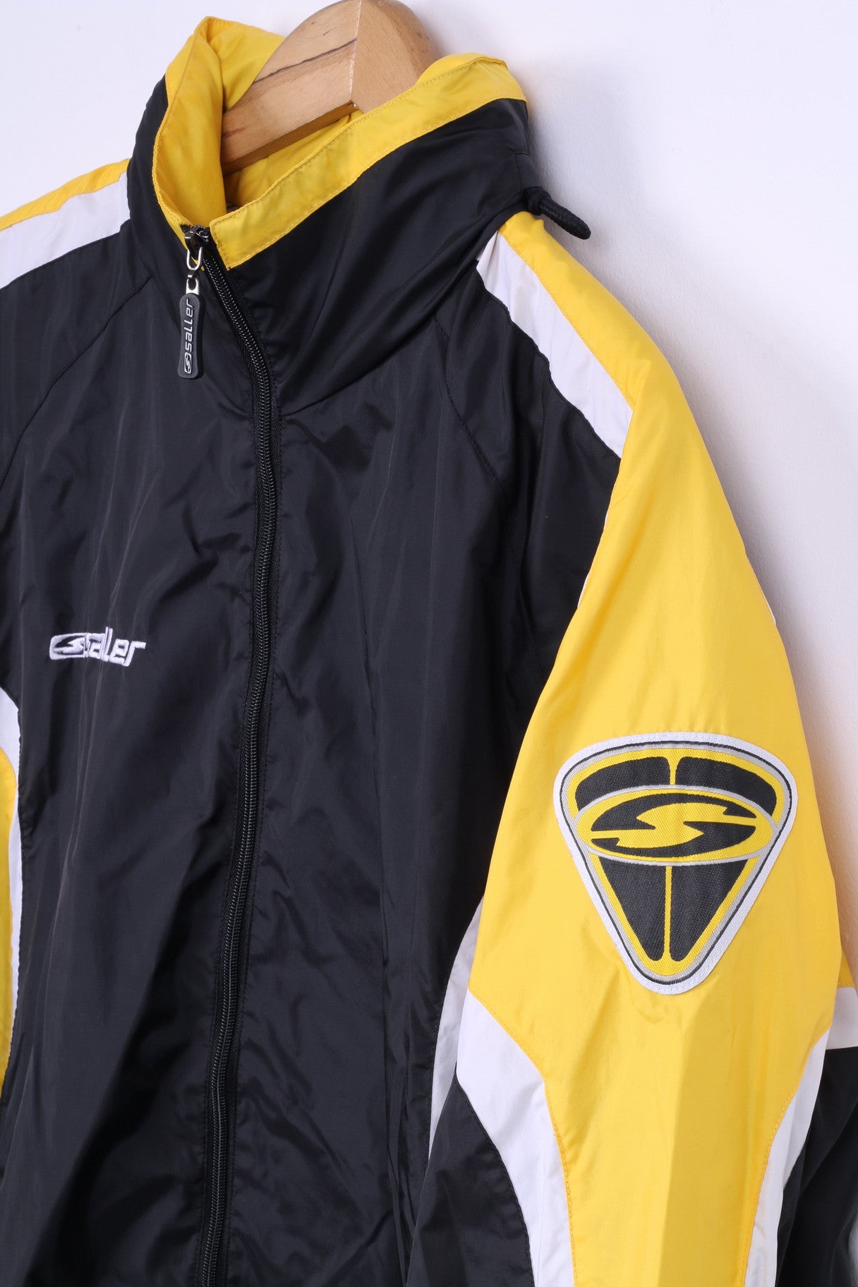 Saller Giacca da uomo L Giacca da allenamento leggera in nylon nero impermeabile con cappuccio nascosto