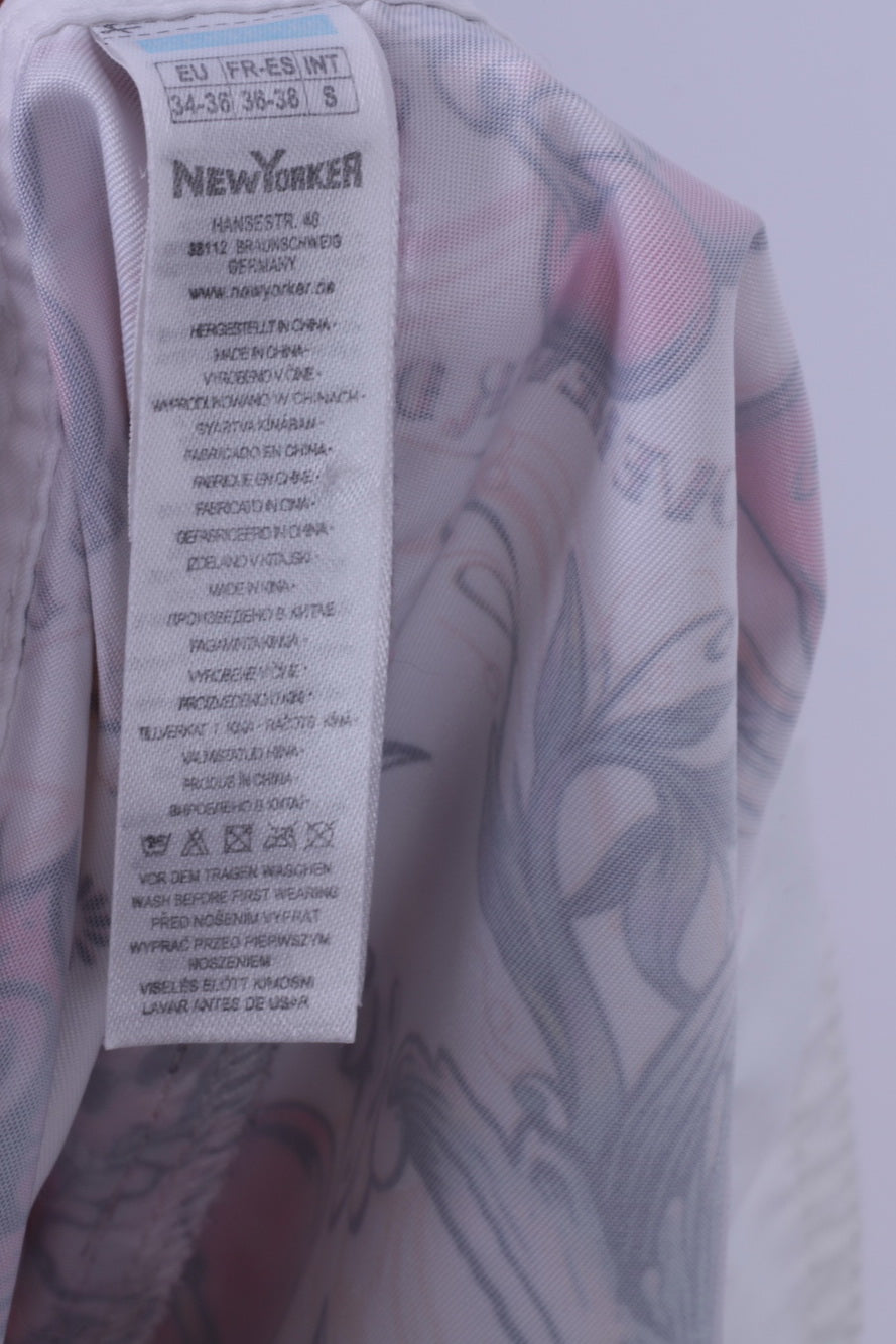 New Yorker Womens S Shorts White Skulls Love Never Dies Printed