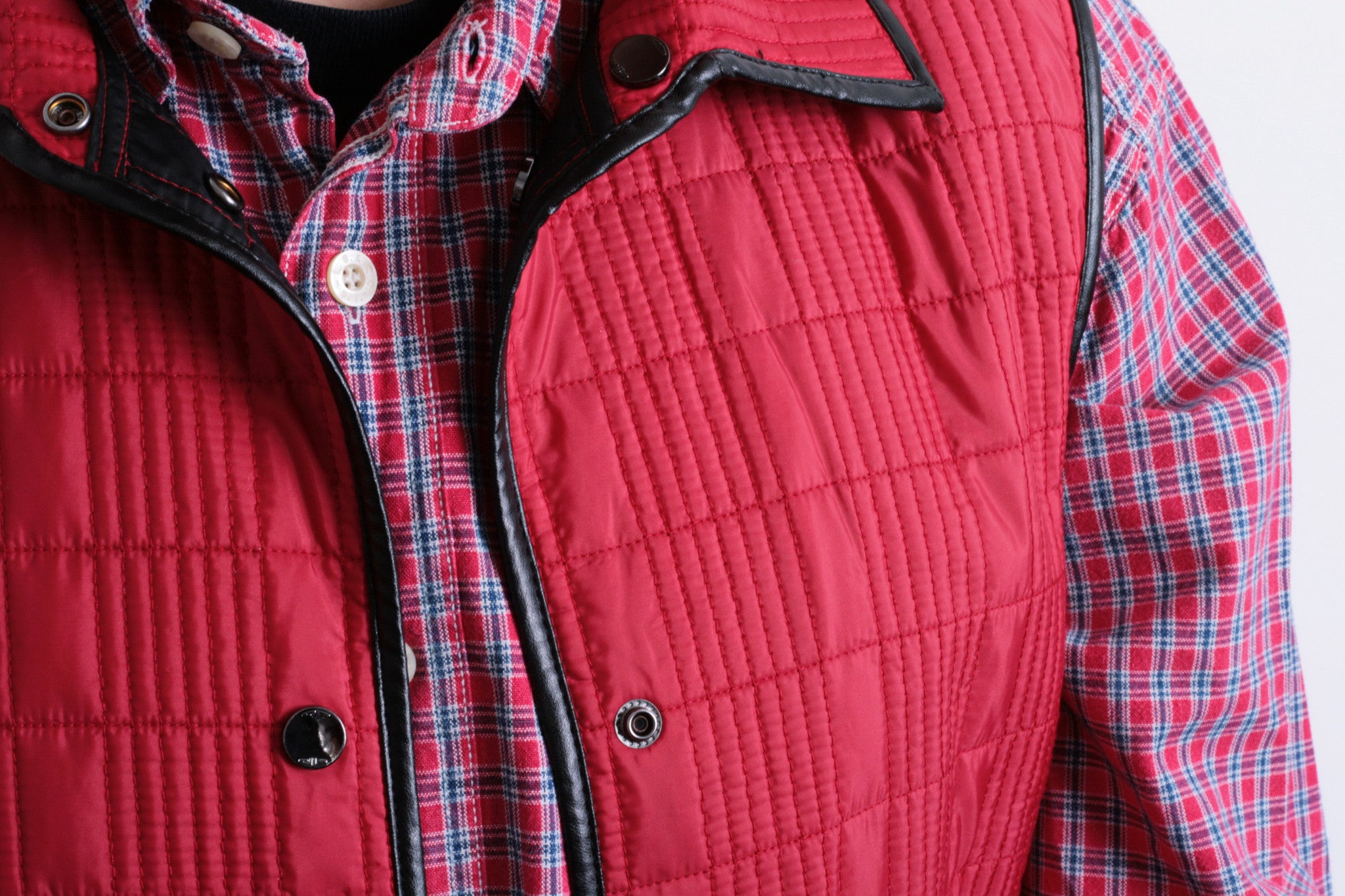 Mens M/L Waistcoat Black Red Sleeveless Bodywarmer Reversible - RetrospectClothes