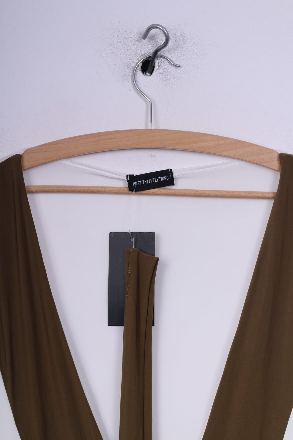 Nouveau Jolie petite chose femmes 14 XL robe Maya crème ceinturée Maxi sans manches col en 