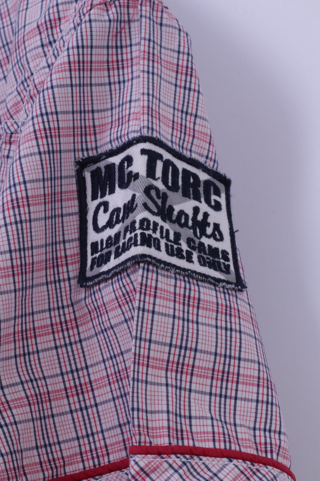 Mills Brothers Mens XL (M) Casual Shirt Red Check Cotton X18 Vintage Apparel Short Sleeve