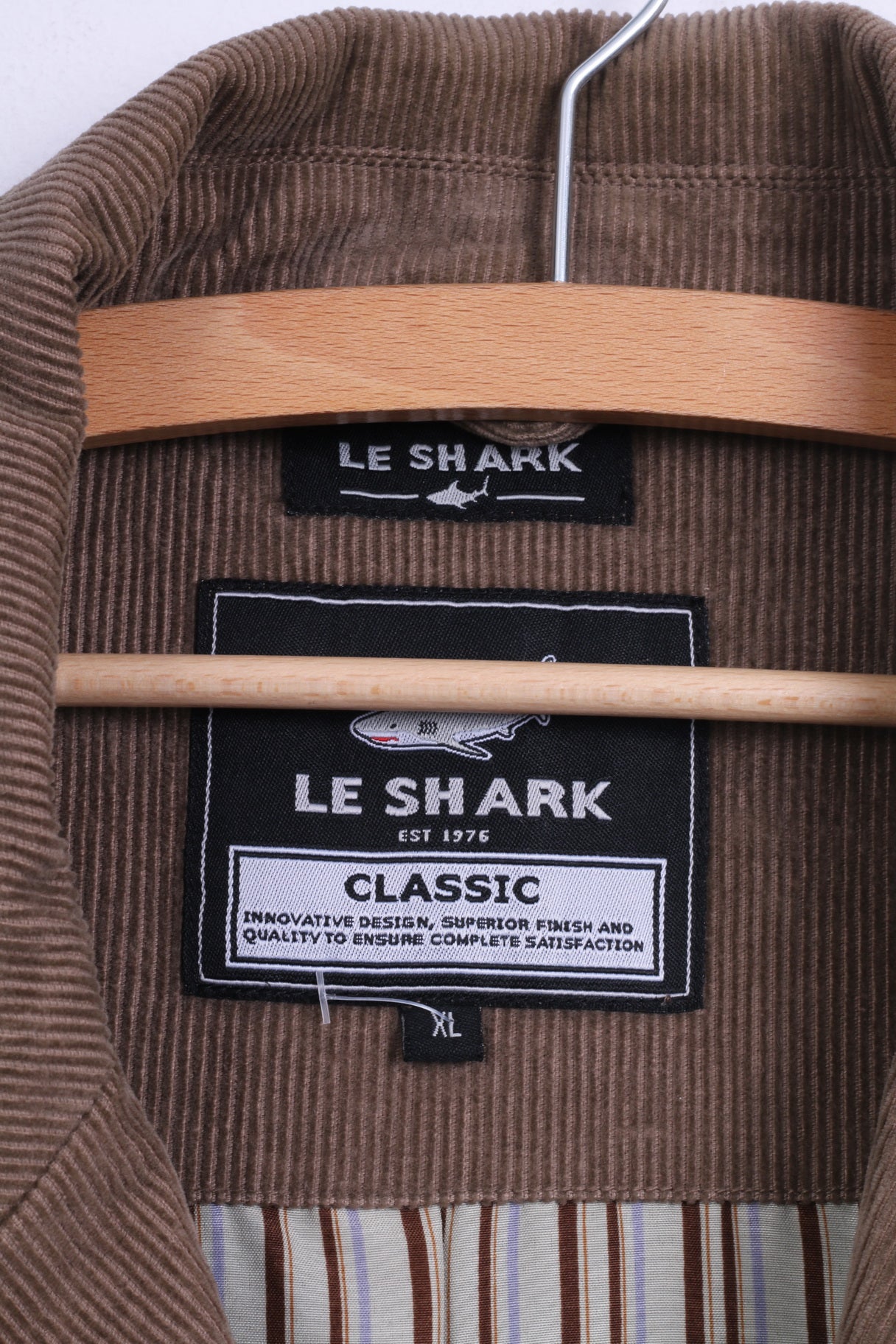 Le Shark Mens XL Jacket Brown Corduroy Cotton Shoulder Pads Single Breasted