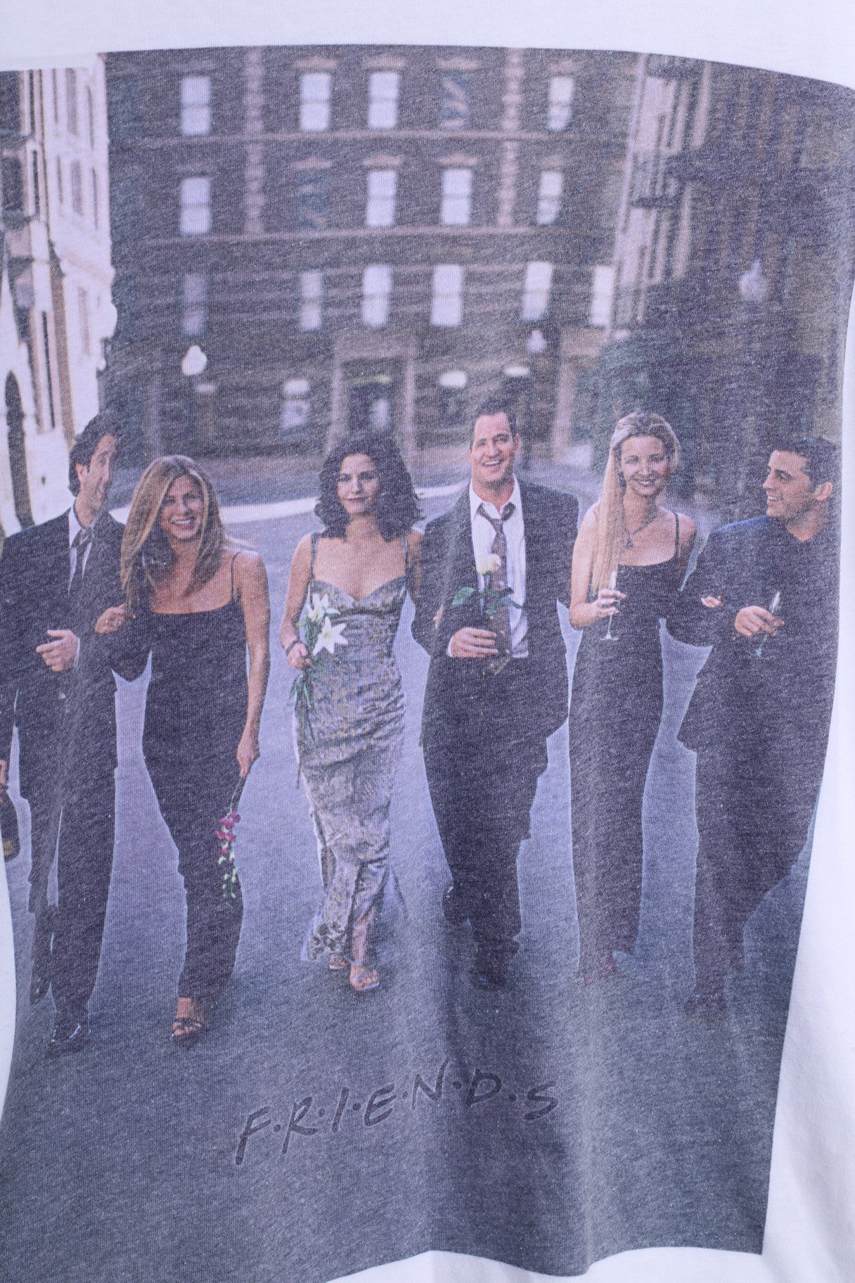 Atmosphere FRIENDS Womens 12 L Shirt White Crew Neck The Tv Series Cotton