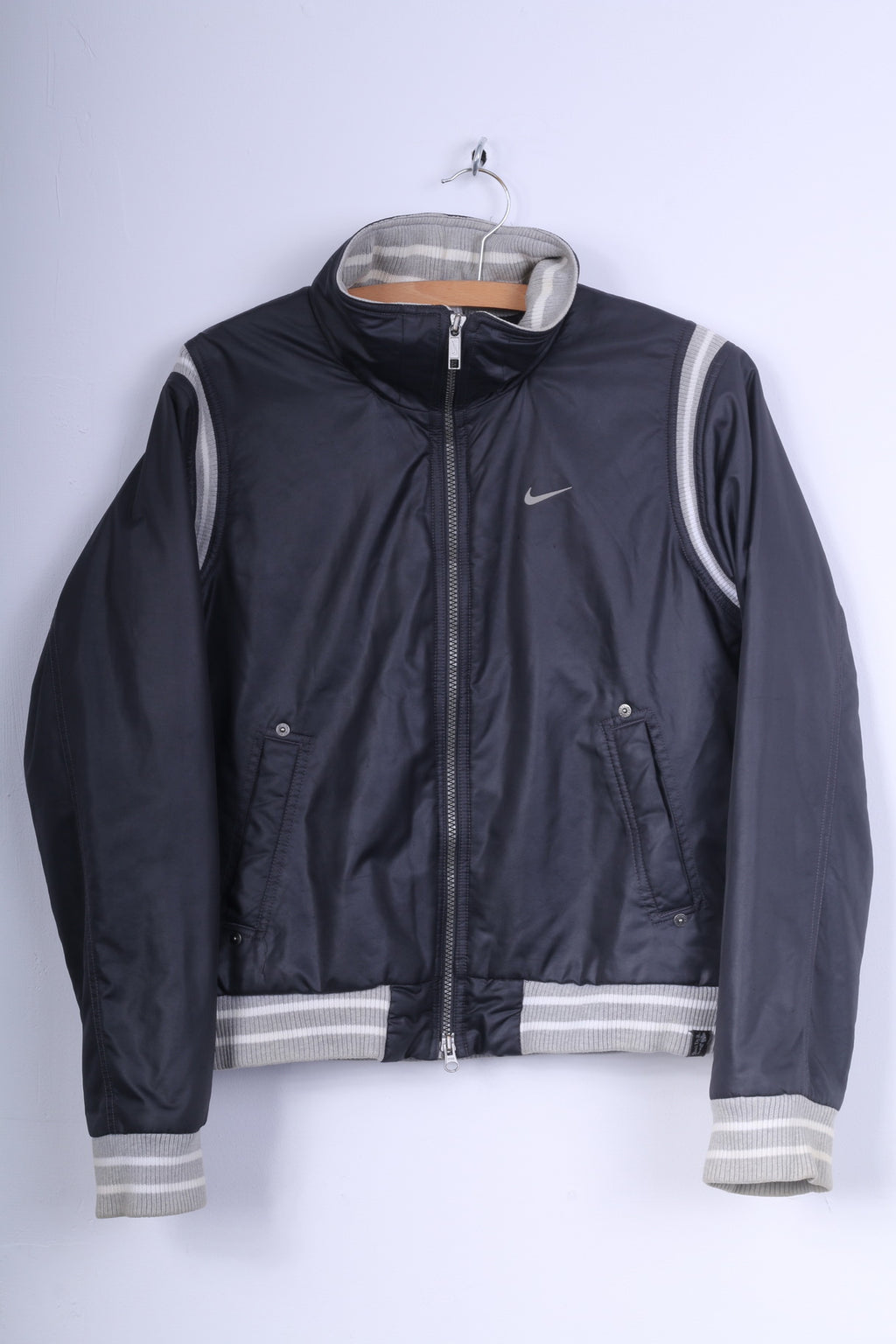 Nike Womens L 173 (M) Jacket Grey Zip Up Padded Fitted Top Just Do It