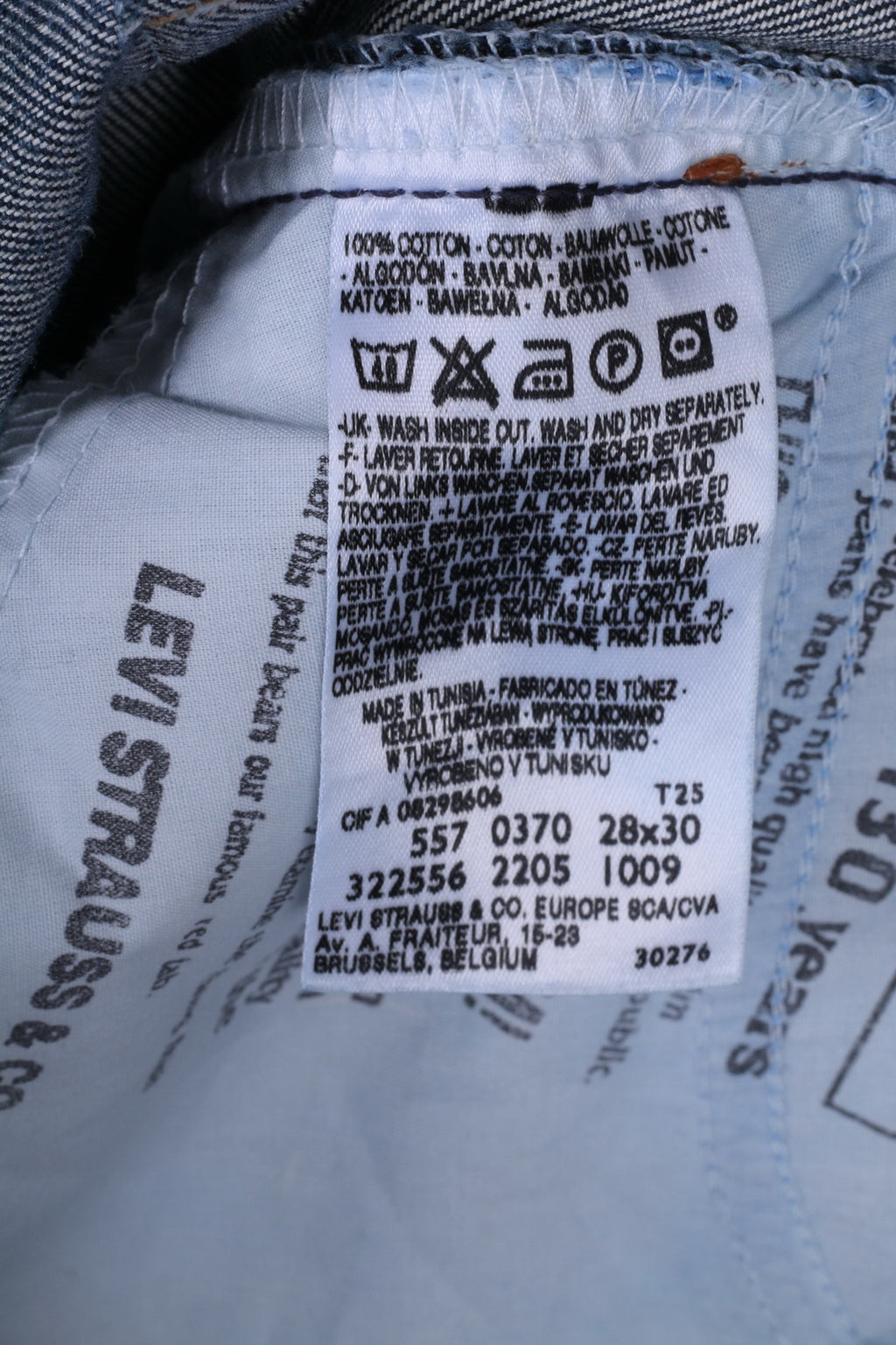 Pantaloni Levi's Eve Square da donna W28 L30 taglio denim gamba dritta blu scuro lavato