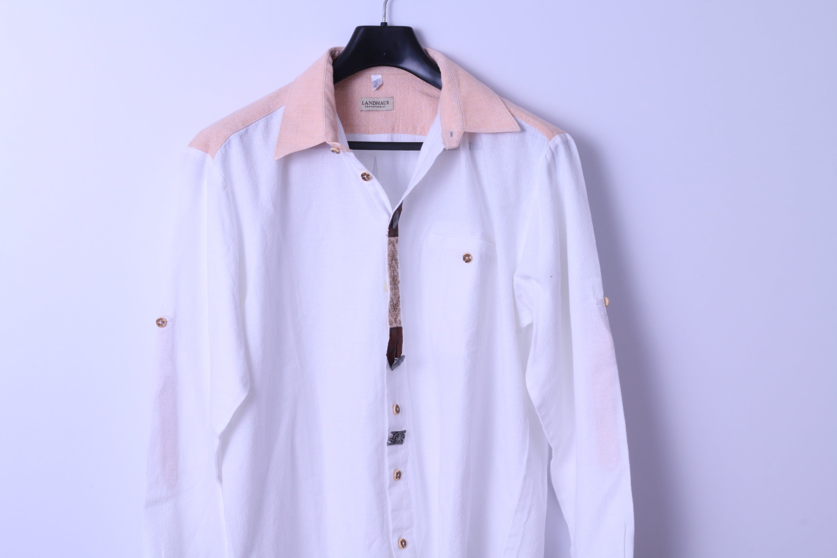 LANDHAUS C&amp;A Naturally Chemise décontractée XL 43/44 pour homme en coton blanc avec broderie Tyrol