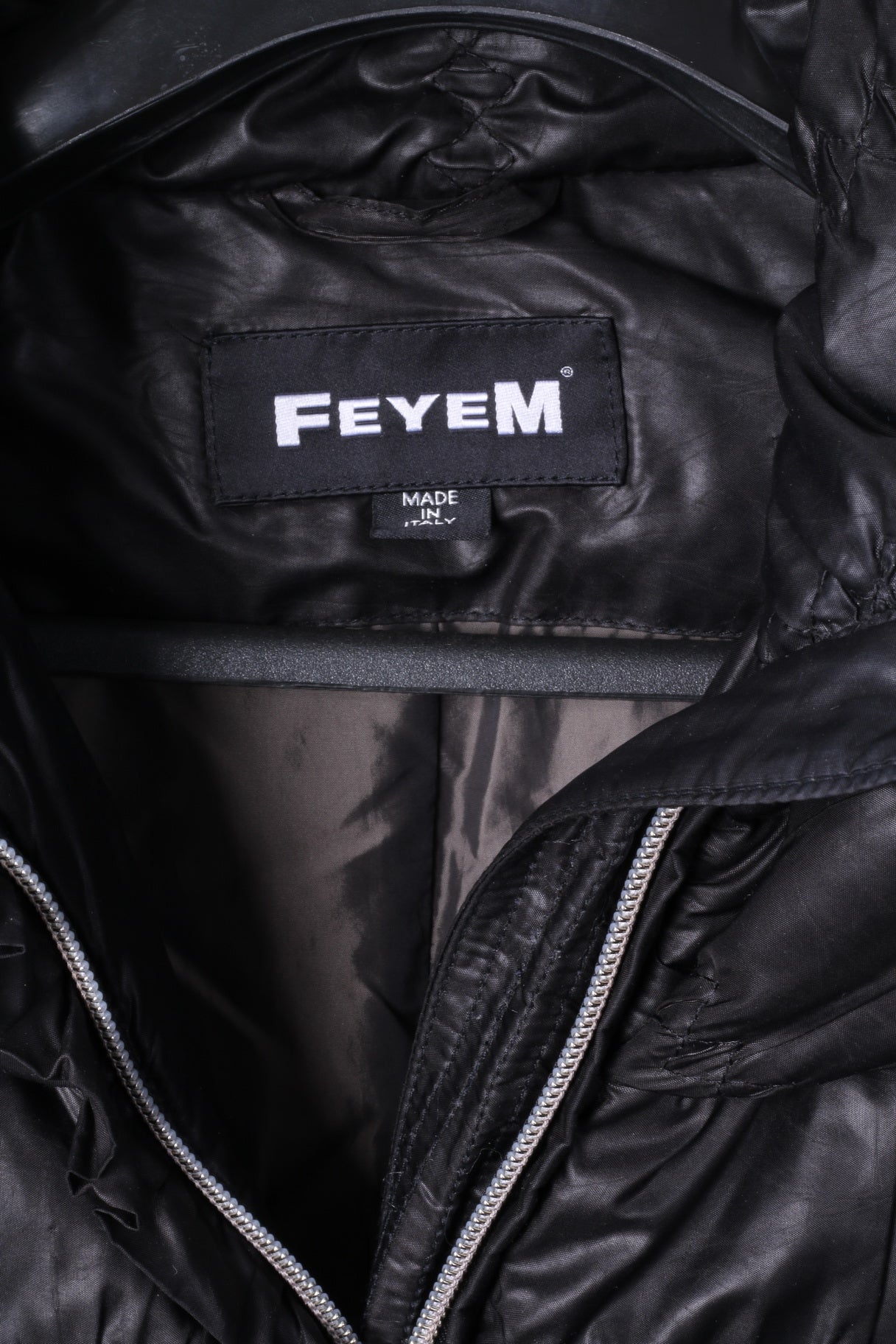 Piumino Feyem da donna M (S) nero lungo trapuntato con cerniera intera Made in Italy