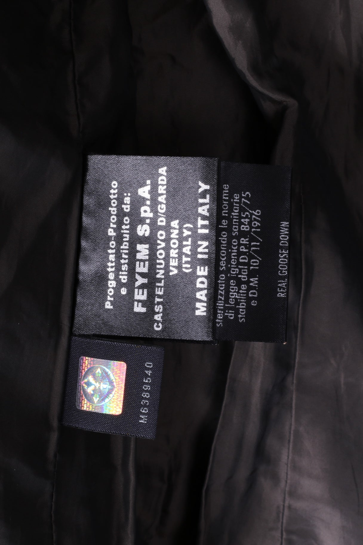 Piumino Feyem da donna M (S) nero lungo trapuntato con cerniera intera Made in Italy