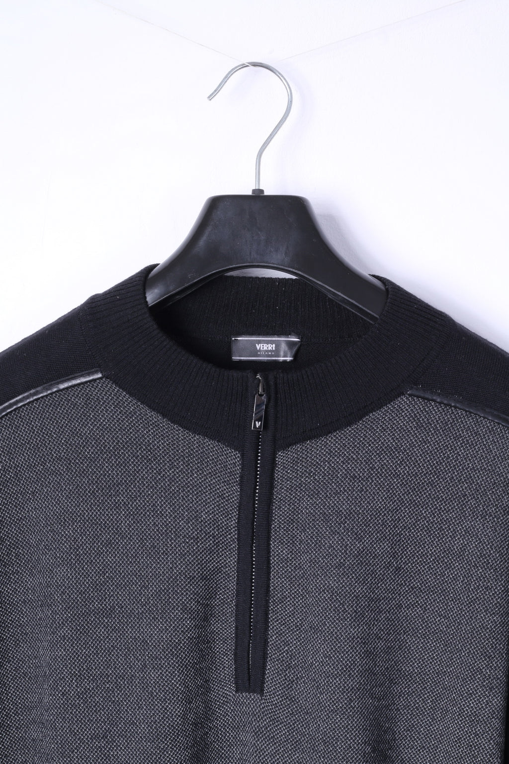 Verri Milano Mens 56 XL Jumper Black Wool Zip Neck Light Sweater Stretch Top