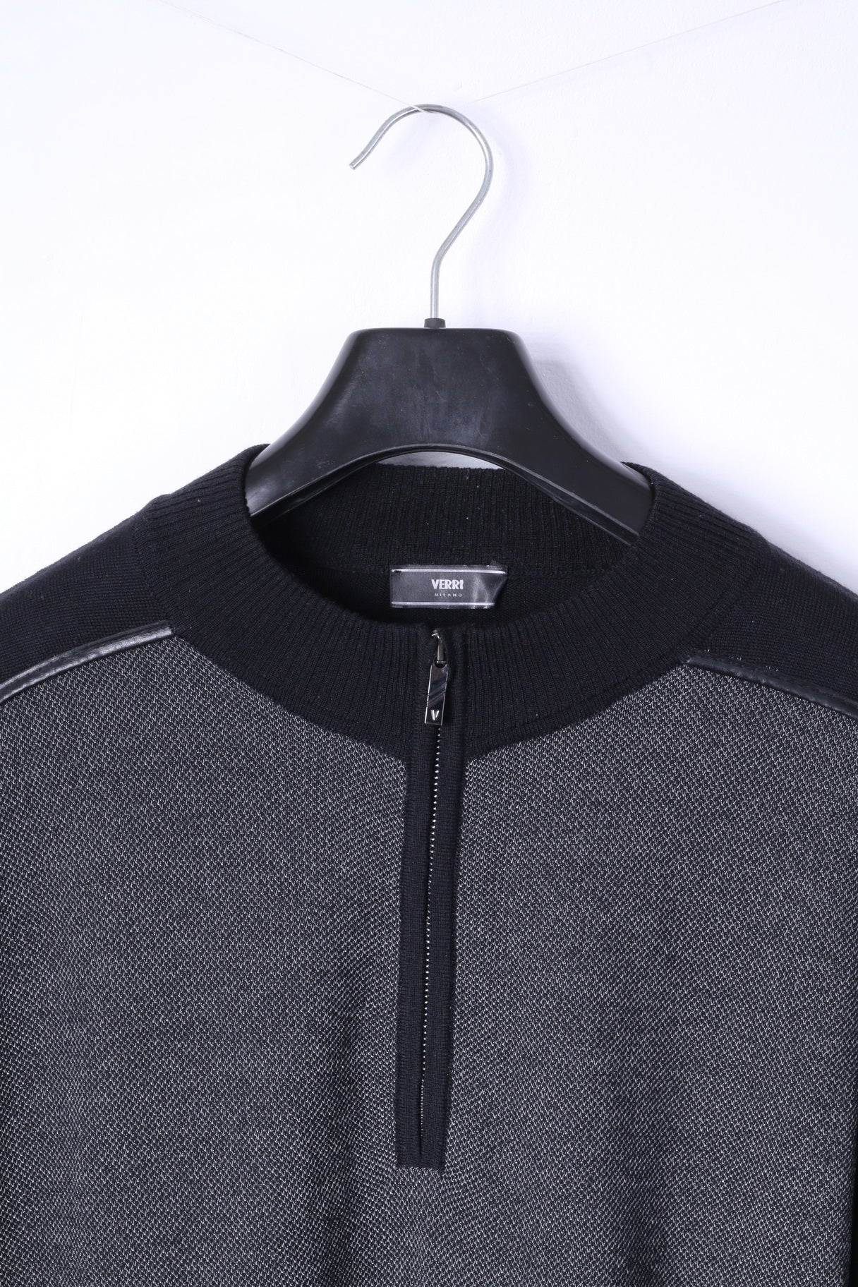 Verri Milano Mens 56 XL Jumper Black Wool Zip Neck Light Sweater Stretch Top