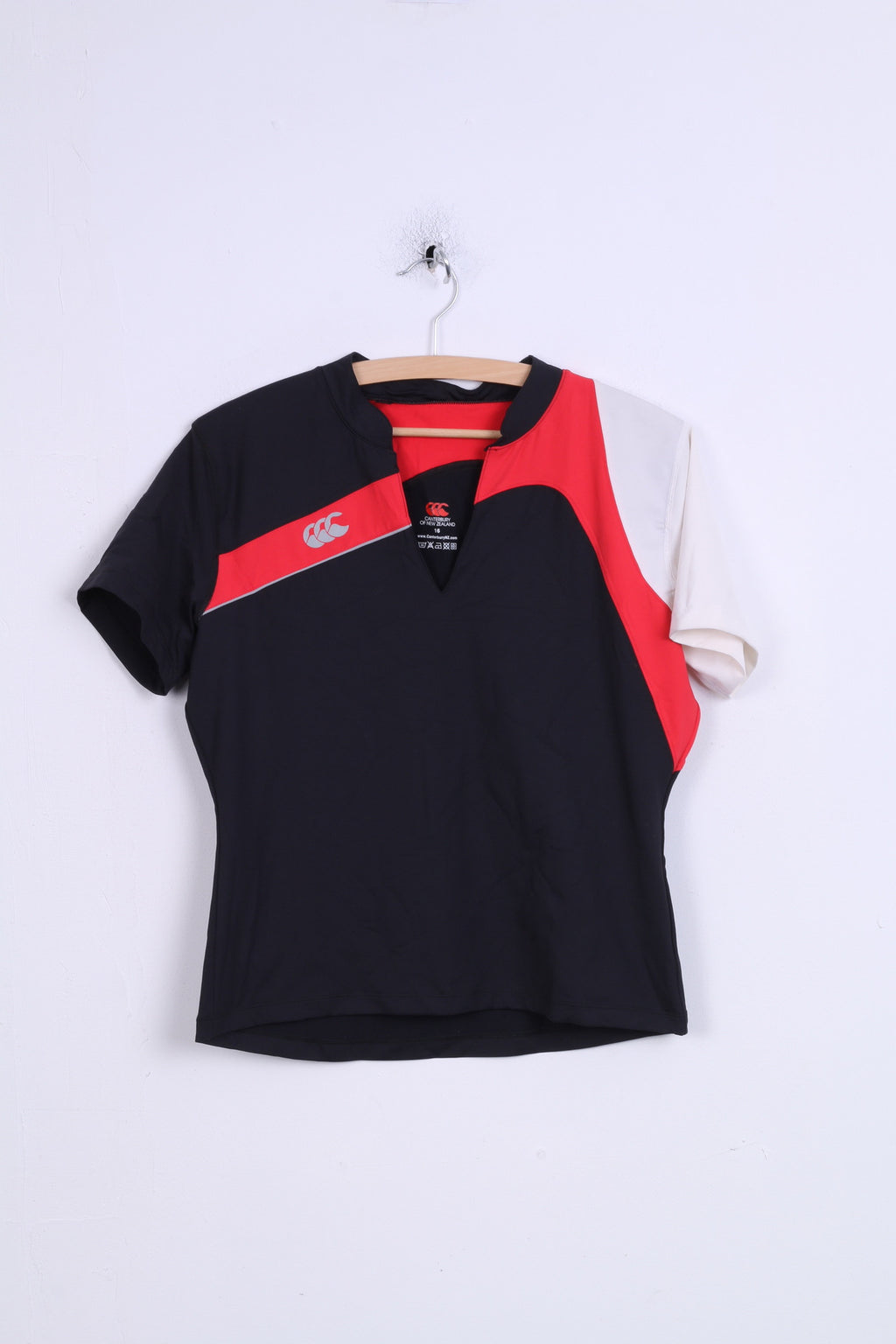 Canterbury of New Zealand Womens 16 L Shirt Nylon Sportswear Bike