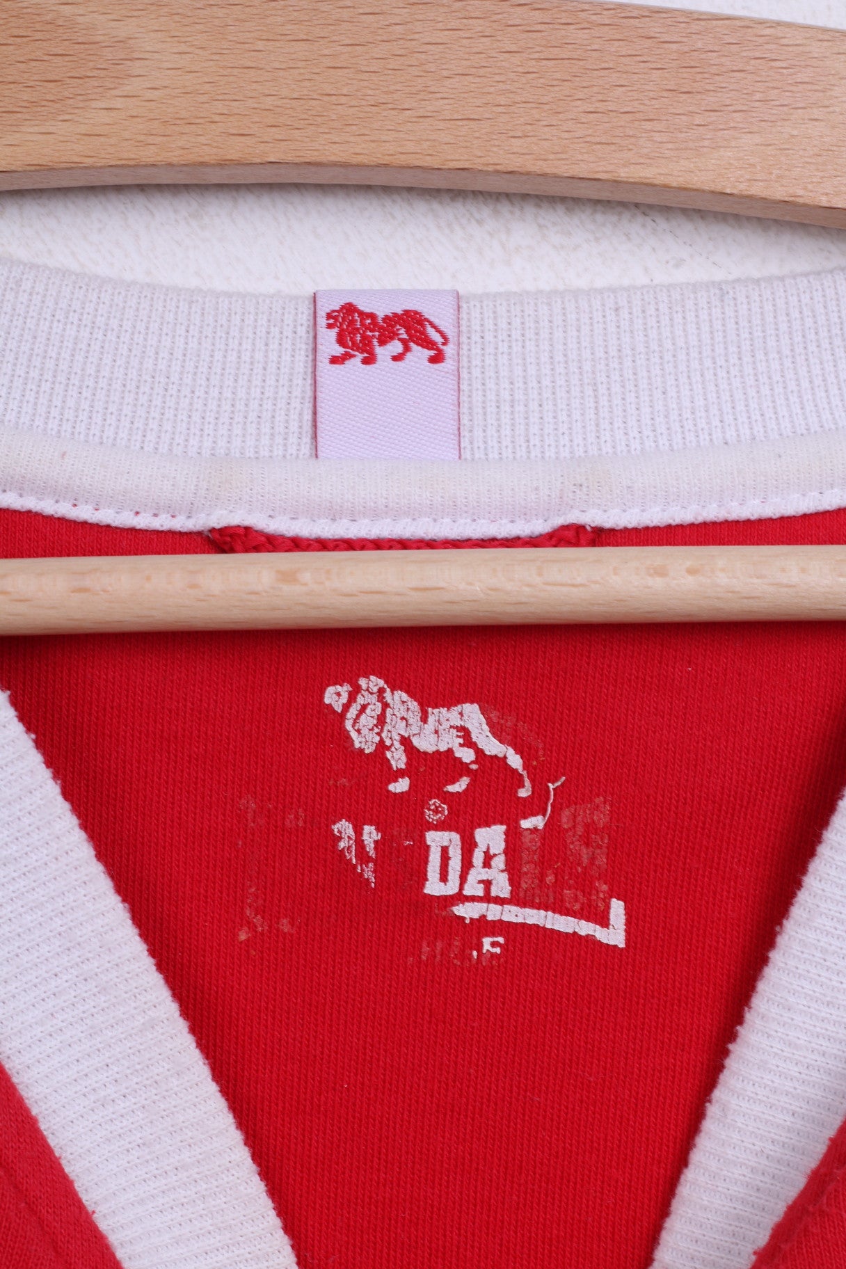 Lonsdale London Chemise L Homme Rouge Col V Sport Training