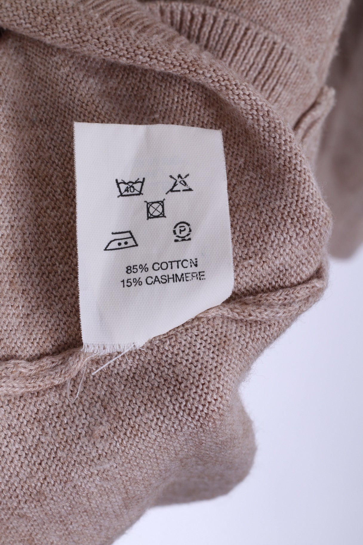 TM Lewin Pull M pour homme en coton et cachemire mélangés beige avec col en V