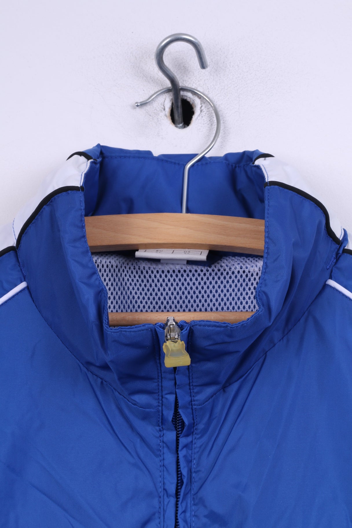 Jako Mens XL Lightweight Jacket Blue Hidden Hood Sportswear Top Nylon Waterproof KG Blau-Weiss 1947 KF