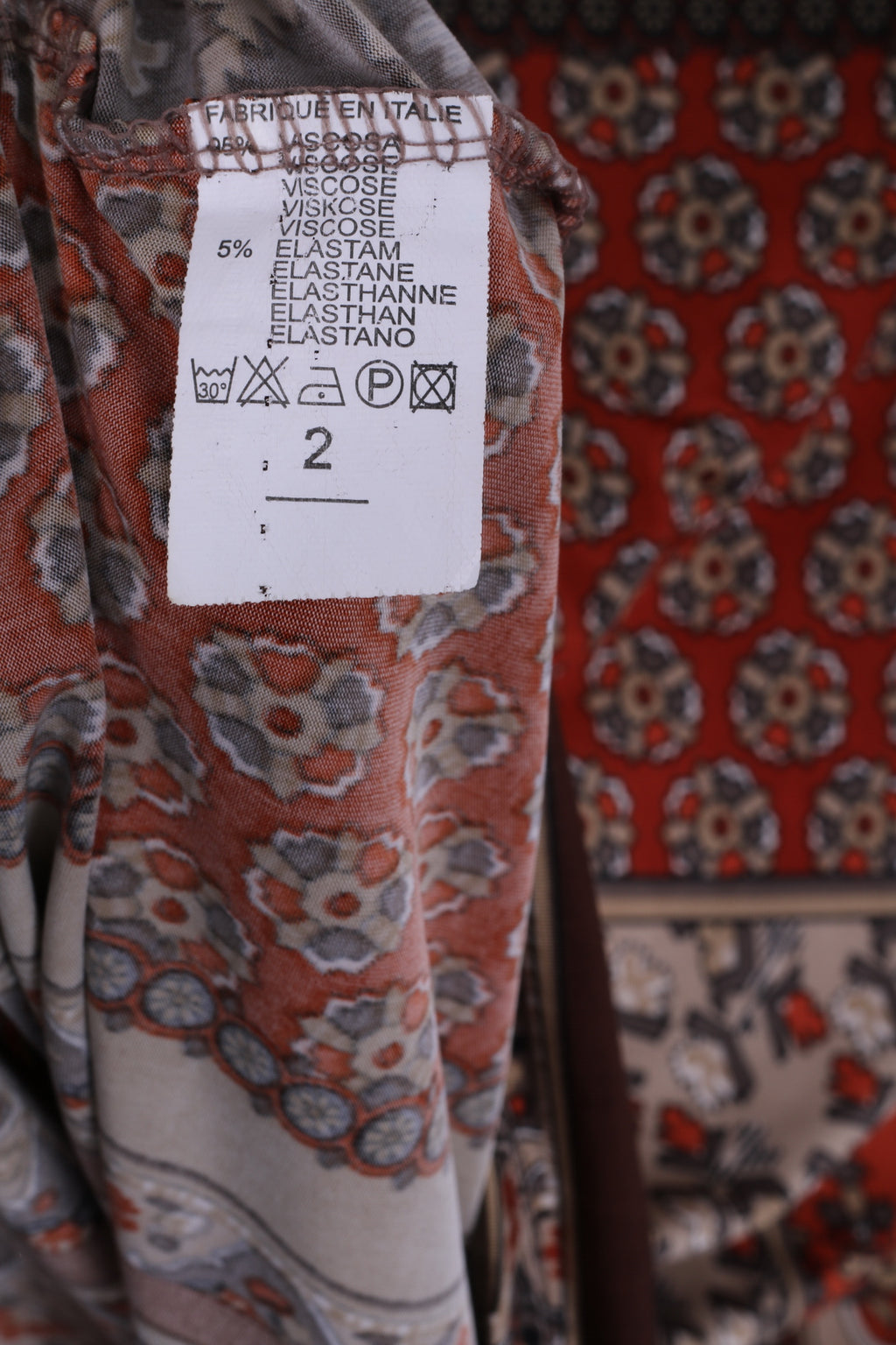 Made in Italy Chemise 2 S/M pour femme - Haut ajusté en viscose extensible à motif marron