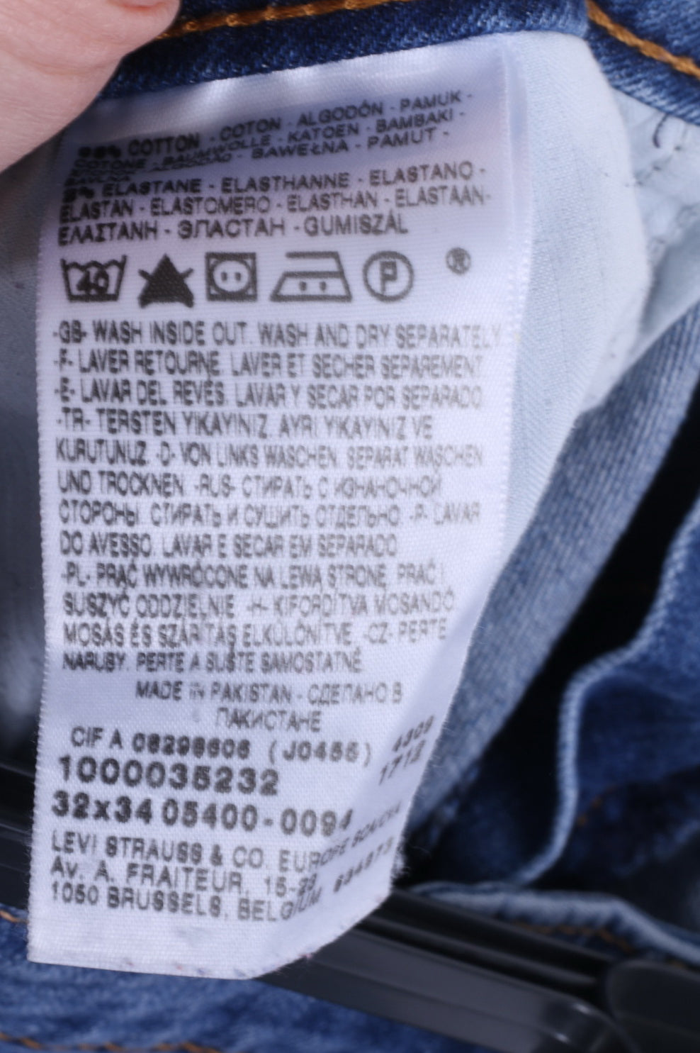 Pantaloni Levis da donna 32 Jeans con curva leggera in denim di cotone blu dritto