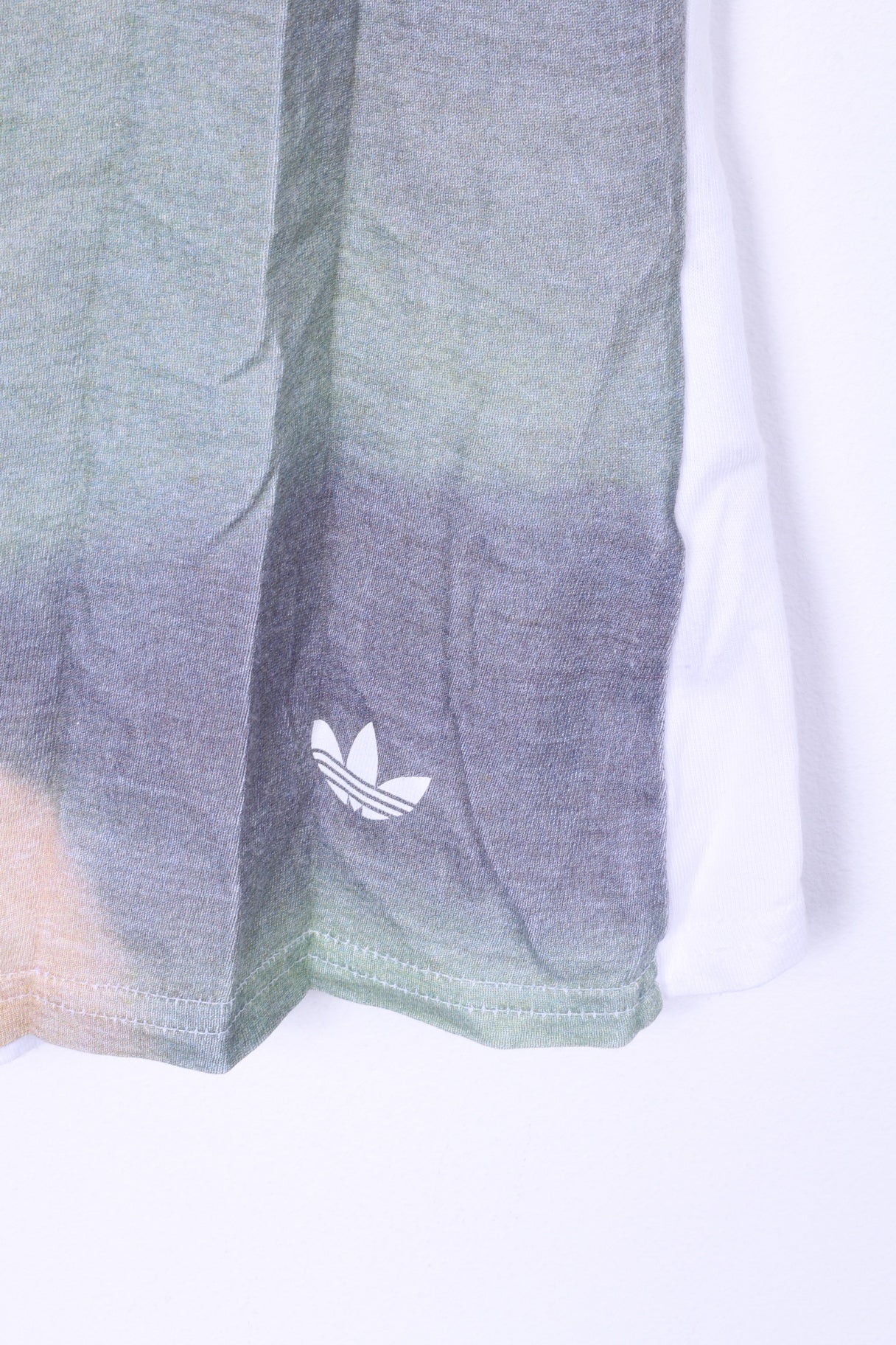 Maglia Adidas da donna 40 XS in cotone bianco girocollo con grafica da calcio