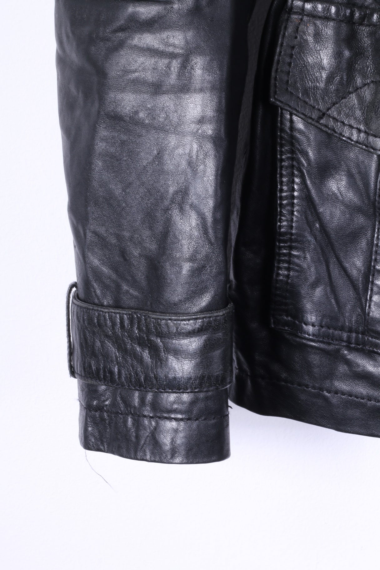 Giacca da motociclista River Island da donna 10 S in pelle nera con cerniera intera e cintura