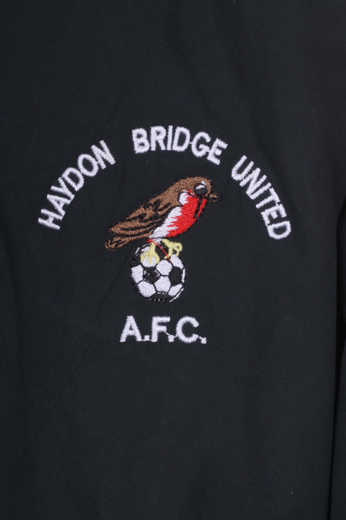 CR Haydon Bridge United A.F.C Mens M Jacket Zip Neck Black Sportswear Padded Hidden Hood