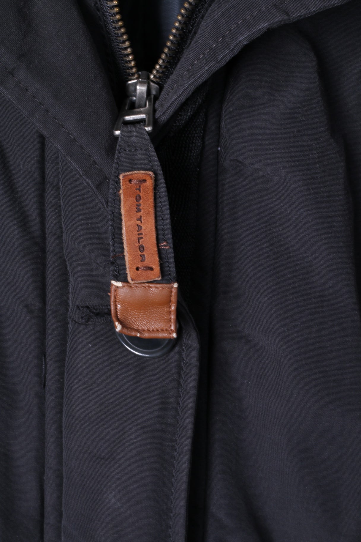 Giacca M da donna Tom Tailor Top caldo imbottito con zip e cappuccio nero