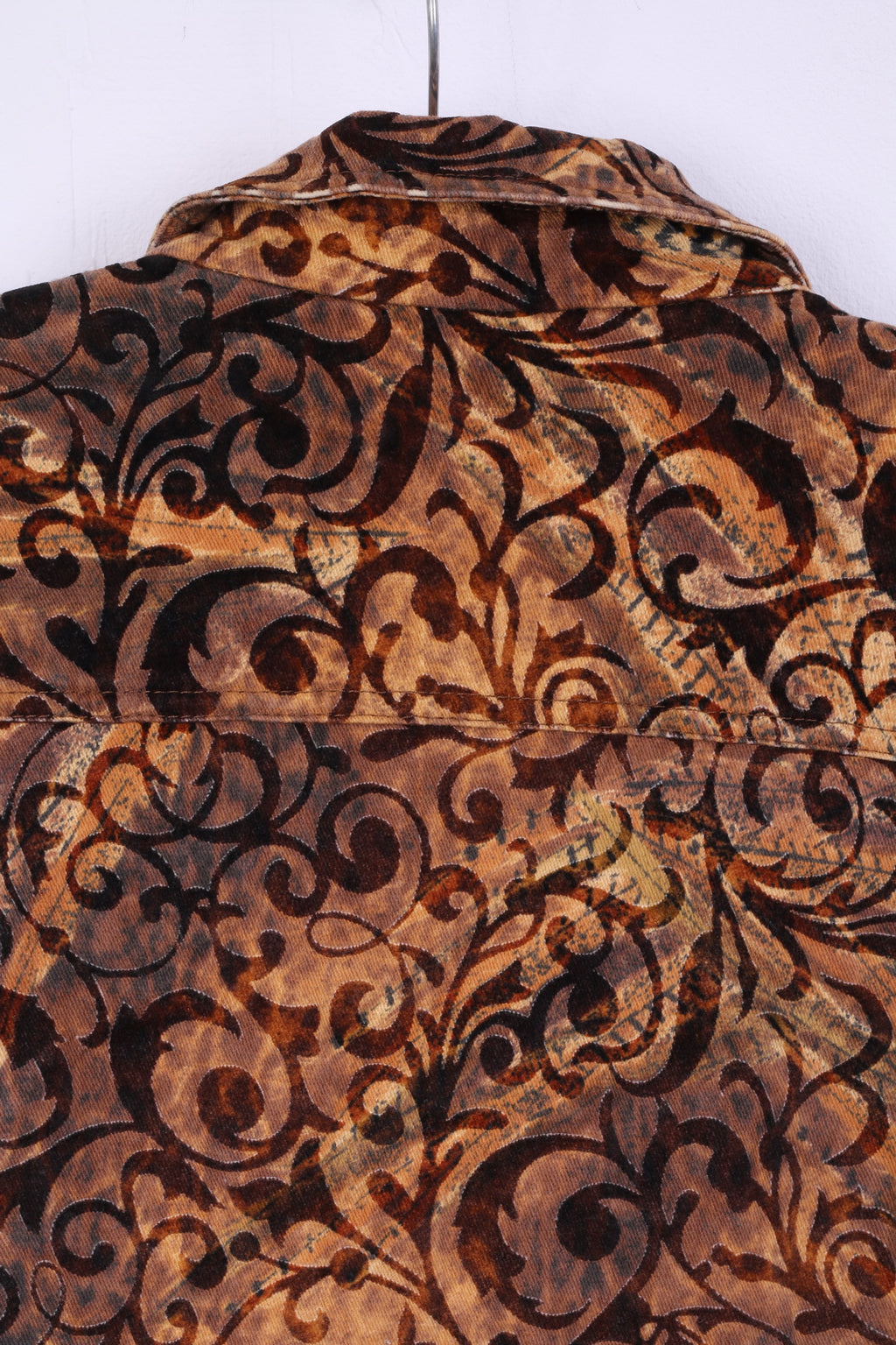 Giacca da donna della collezione M. Top vintage con bottoni elasticizzato Barocco in cotone marrone vintage 