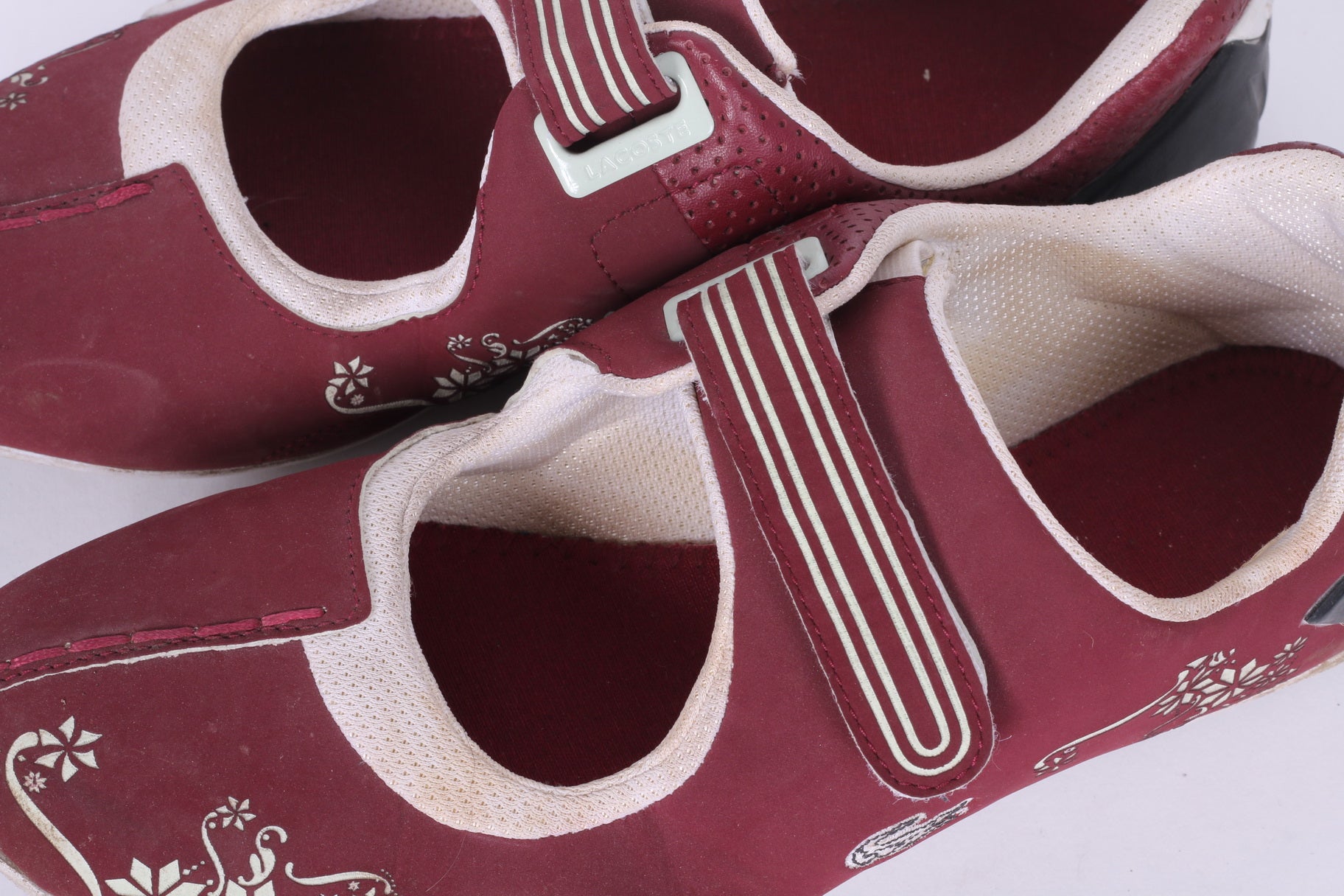 Lacoste Womens 39.5 UK 6 Shoes Burgundy Trainers Flowers