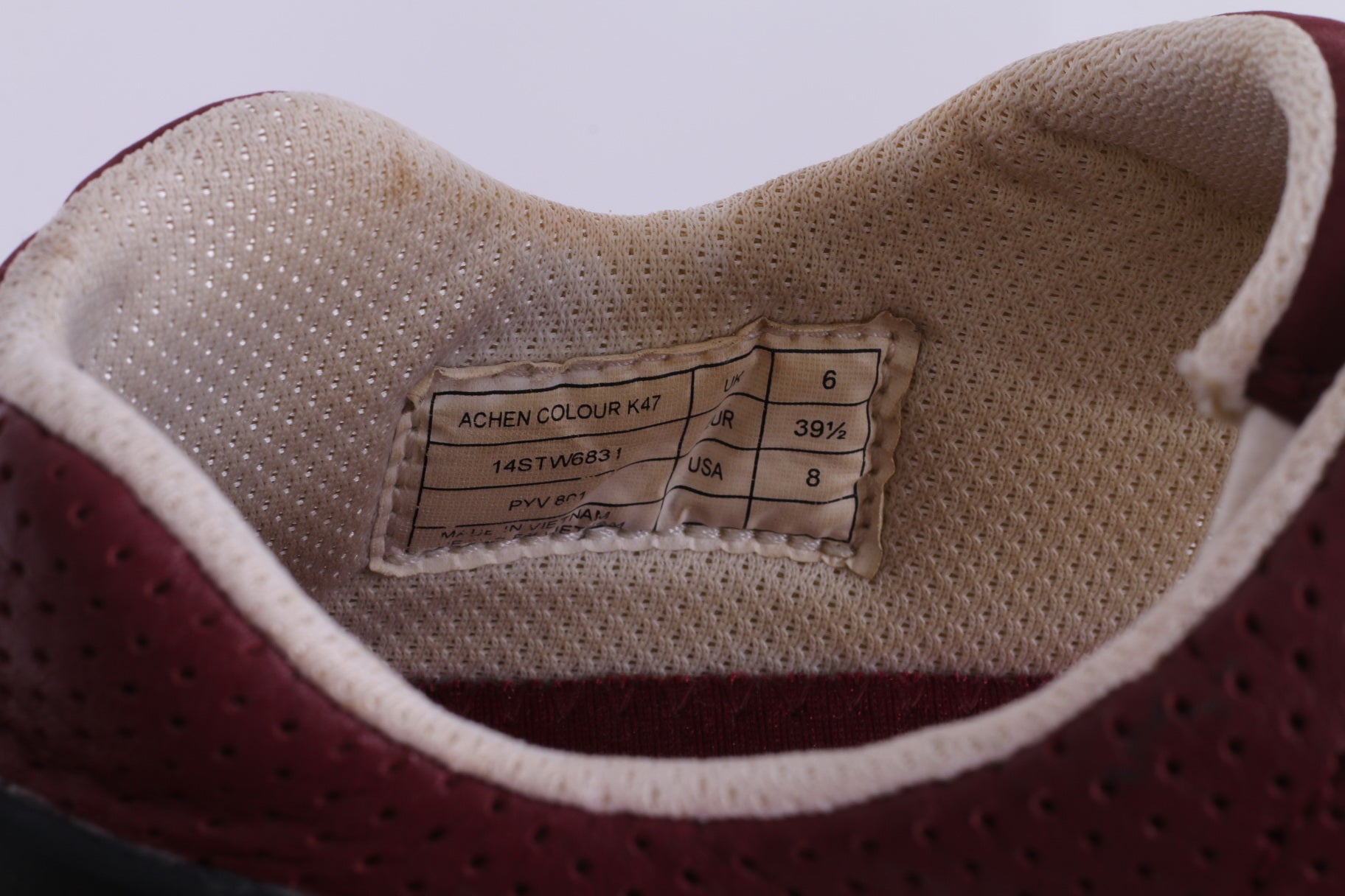 Lacoste Womens 39.5 UK 6 Shoes Burgundy Trainers Flowers