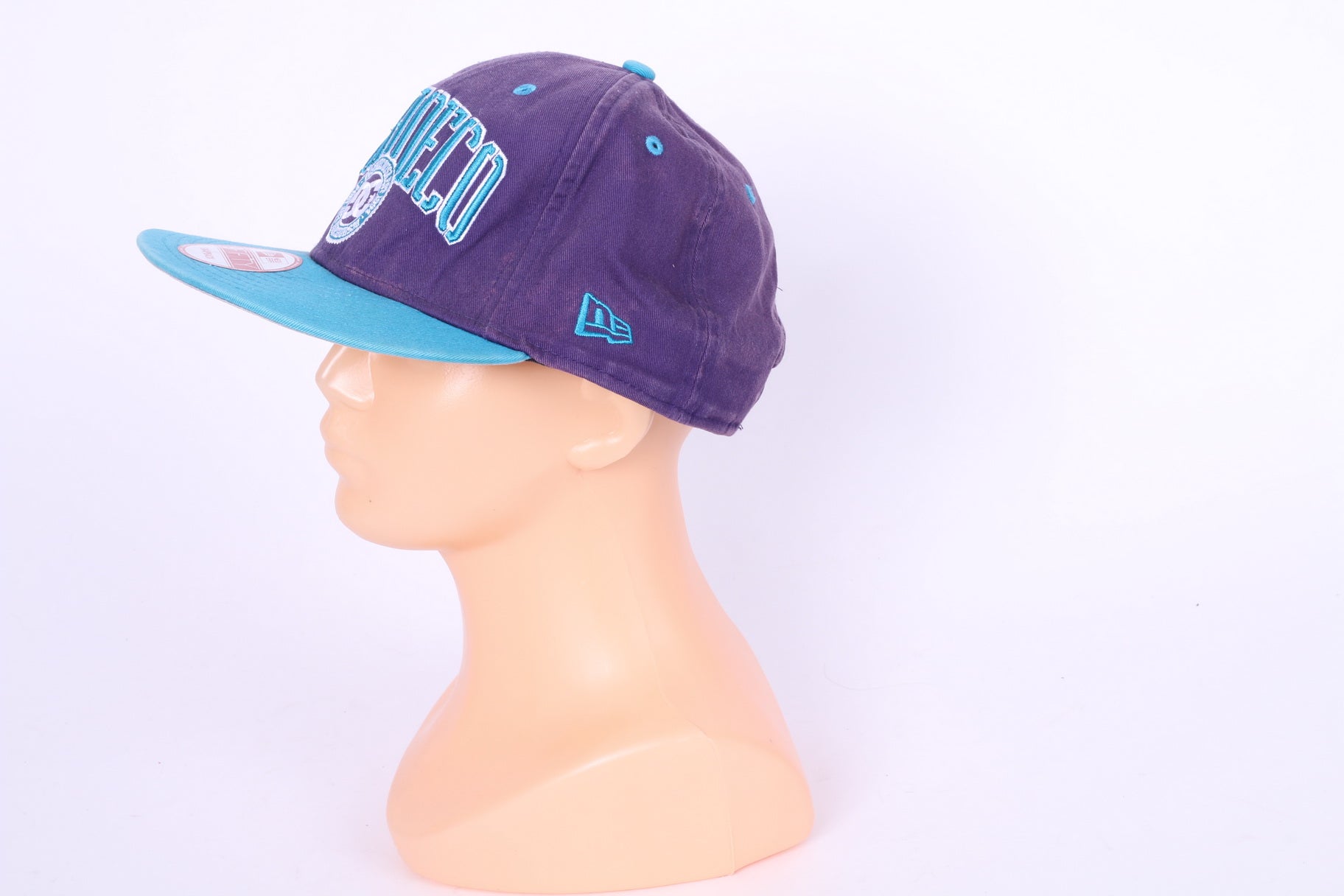 New Era 9 Fifty Mens One Size Cap DC Shoe Baseball Hat Purple Signed Snapback