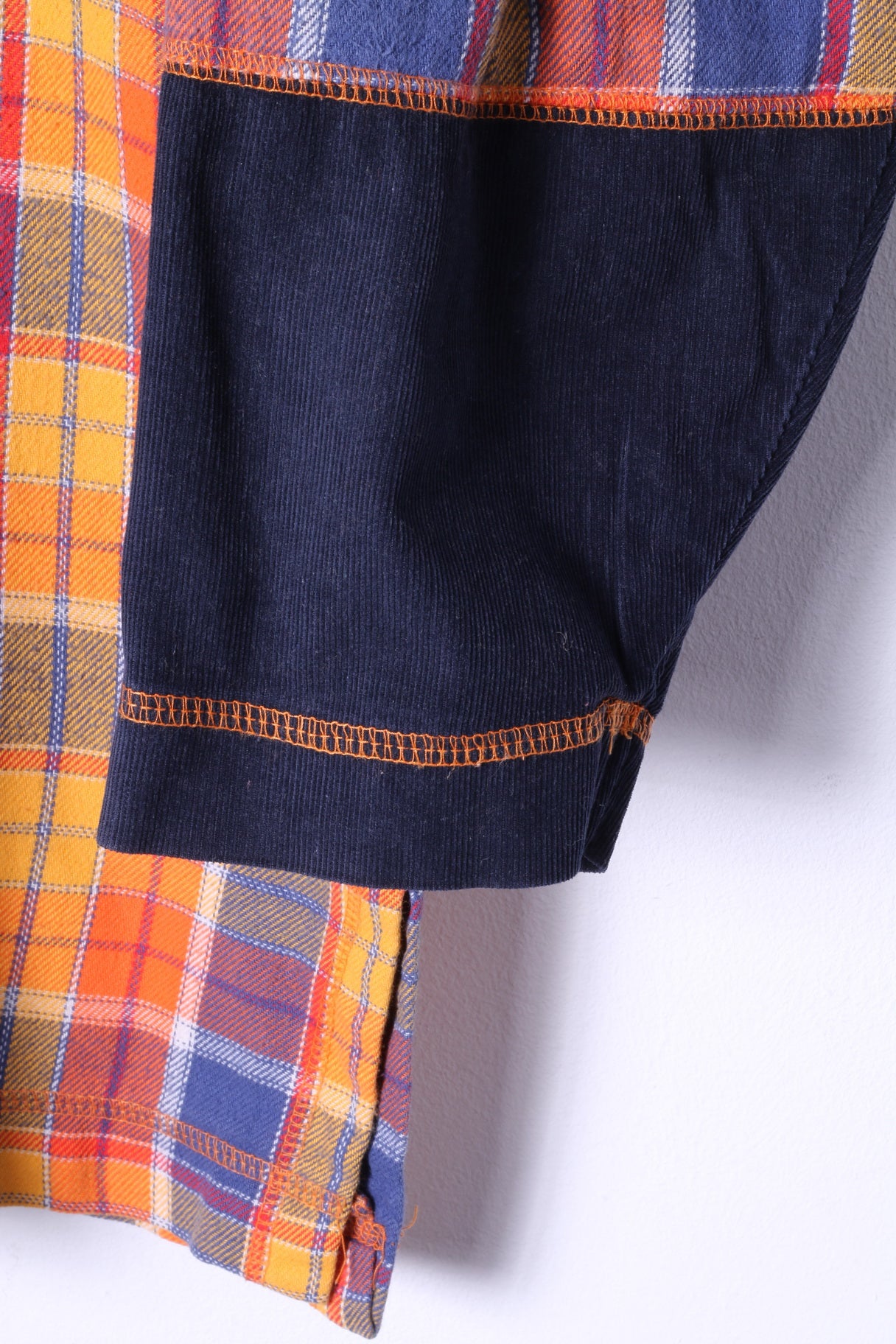 Day by Day Clothing Company Womens L Casual Shirt Orange Cotton Snaps Vintage Top