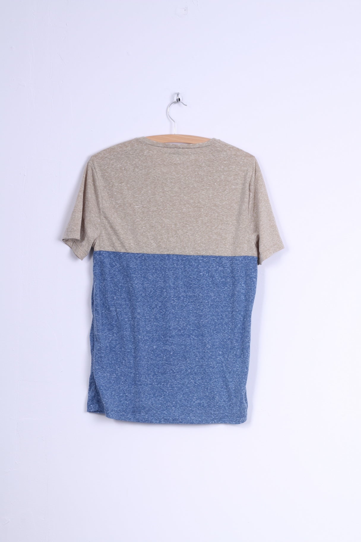 United Colors Of Benetton Mens M (S) Shirt Beige Blue Crew Neck One Pocket Casual Top