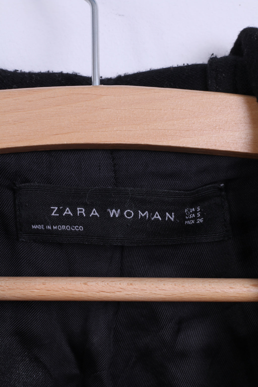 Giacca ZARA da donna con cappuccio nera monopetto