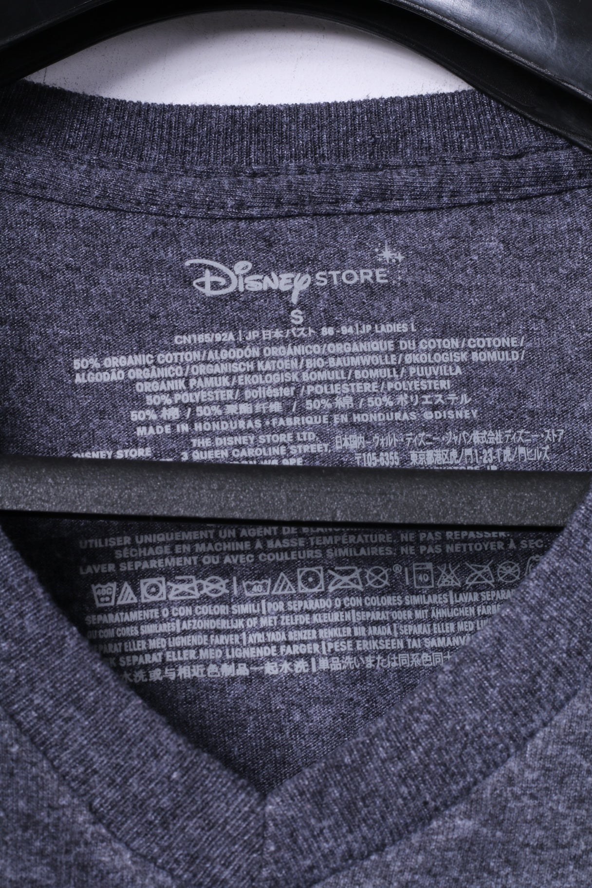 Disney Store T-shirt S pour femmes, haut en coton gris avec personnages noirs graphiques
