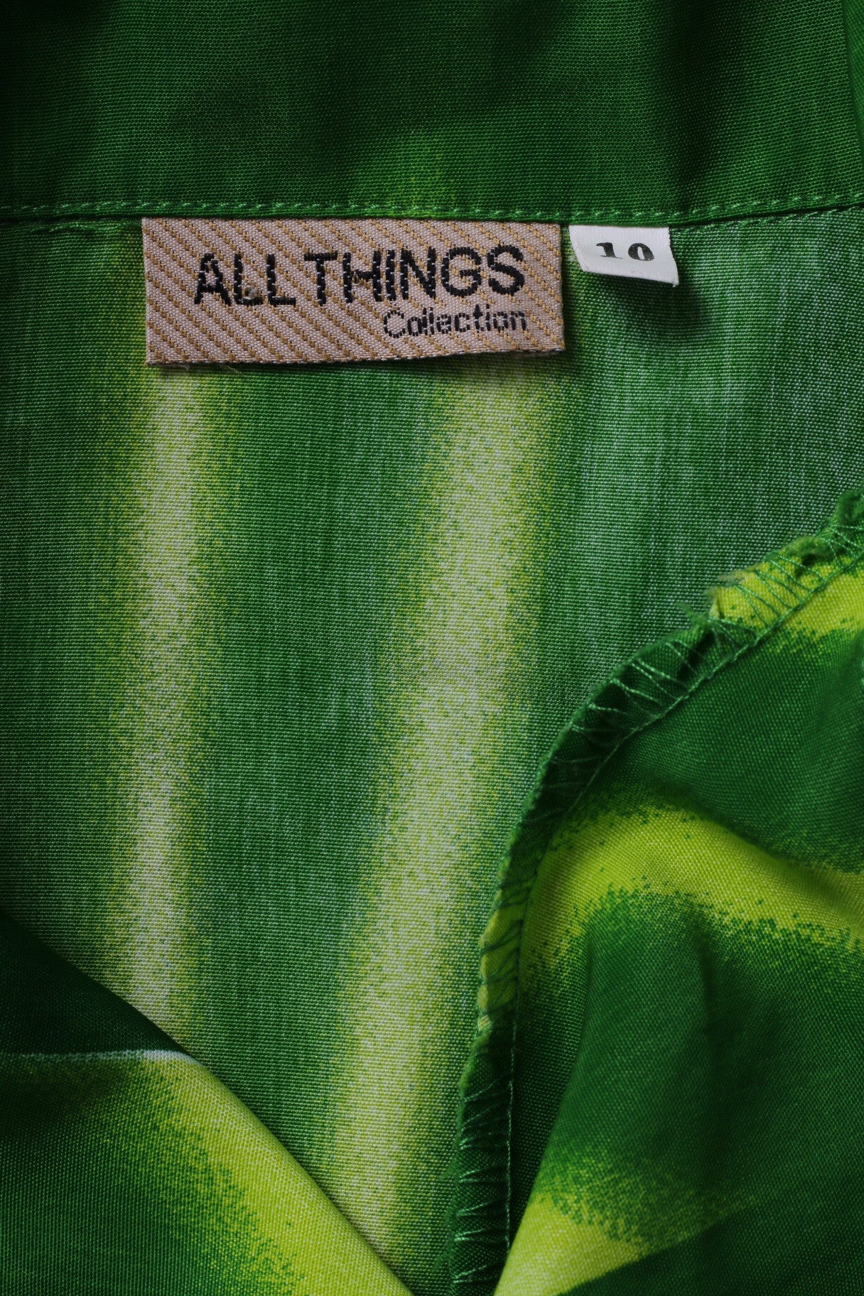 Camicia casual All Things Boys 10 anni con grafica verde per cani, manica corta